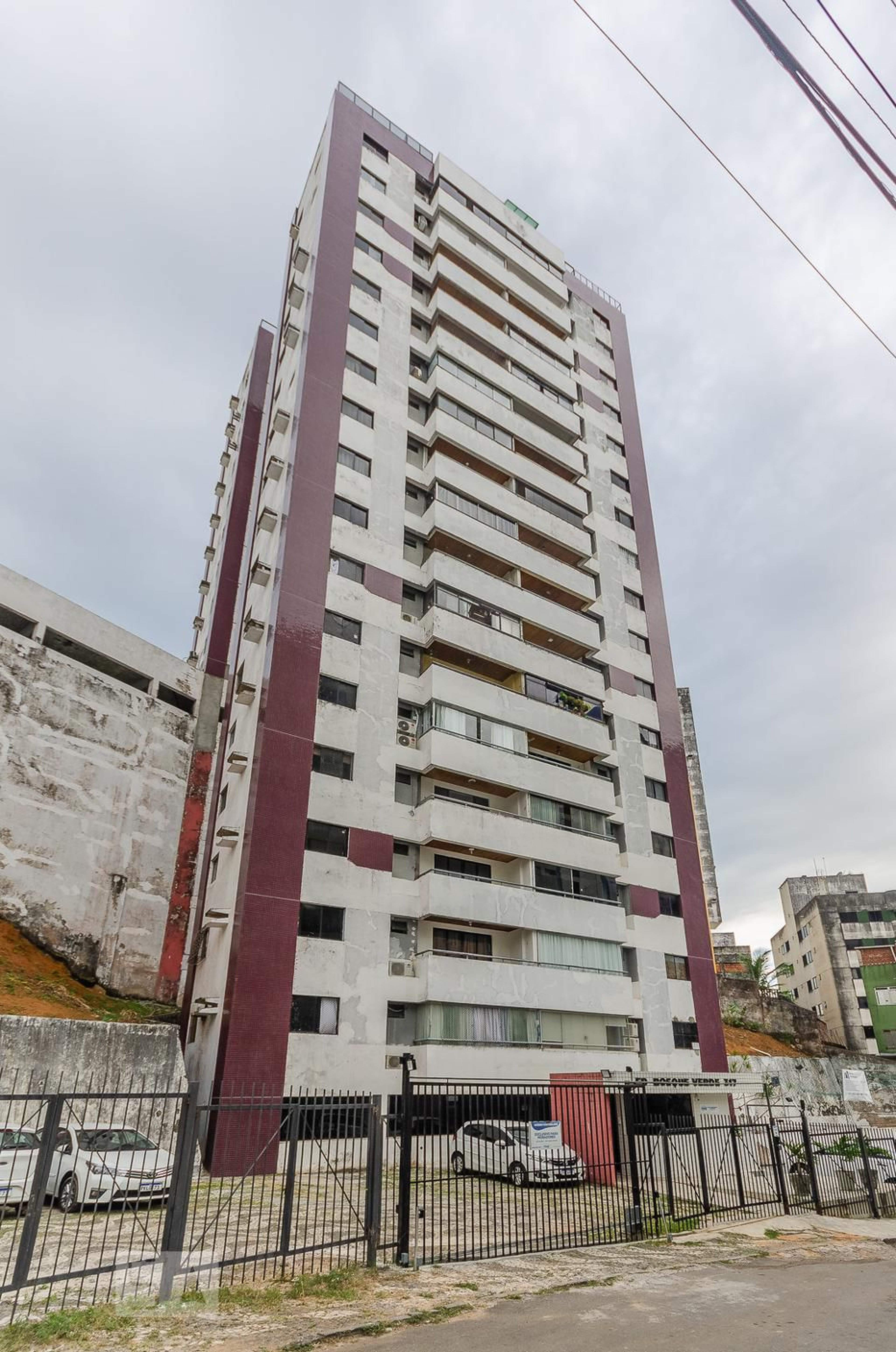 Fachada do Condomínio Edifício Bosque Verde