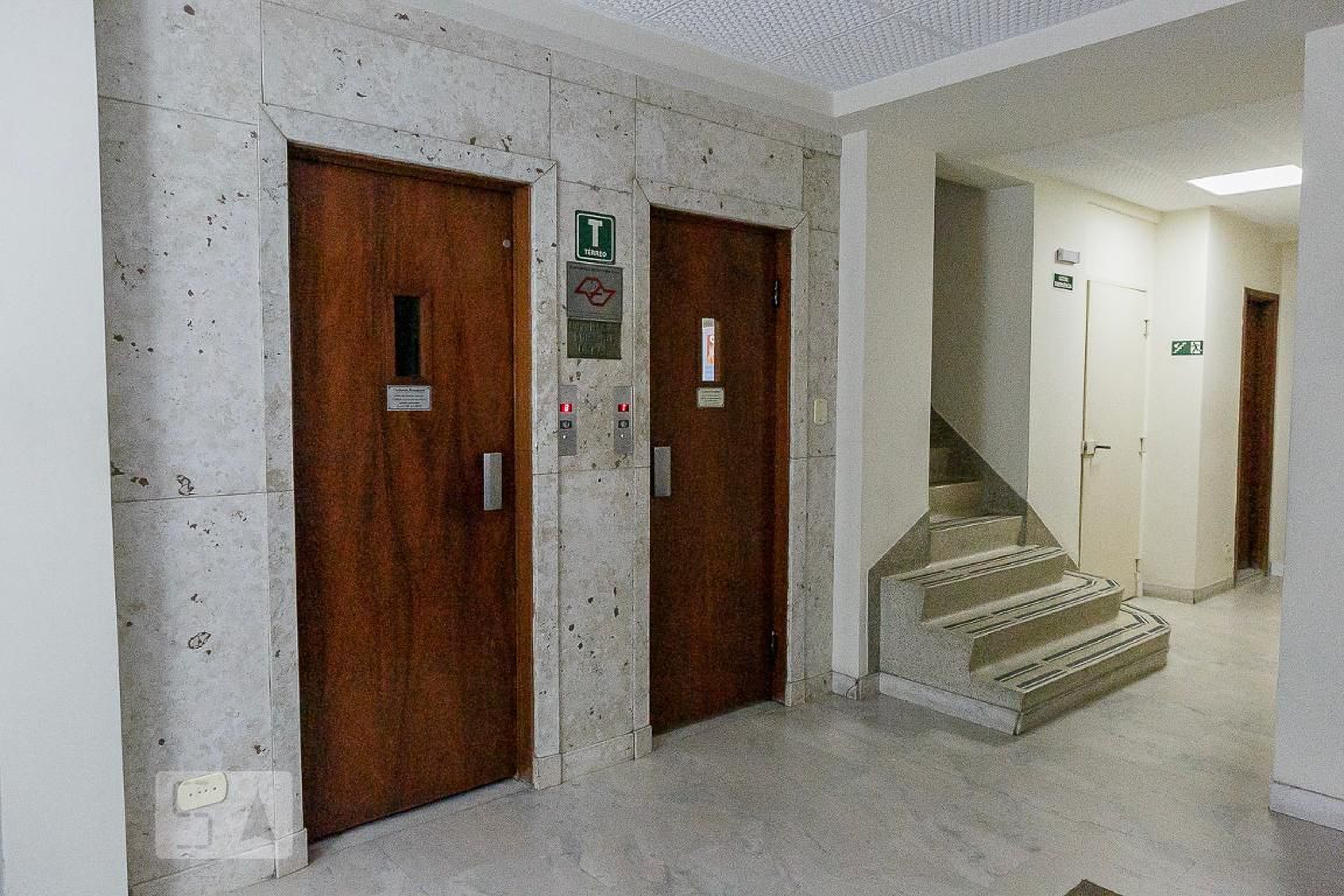 Elevador - Boris Goldunoff