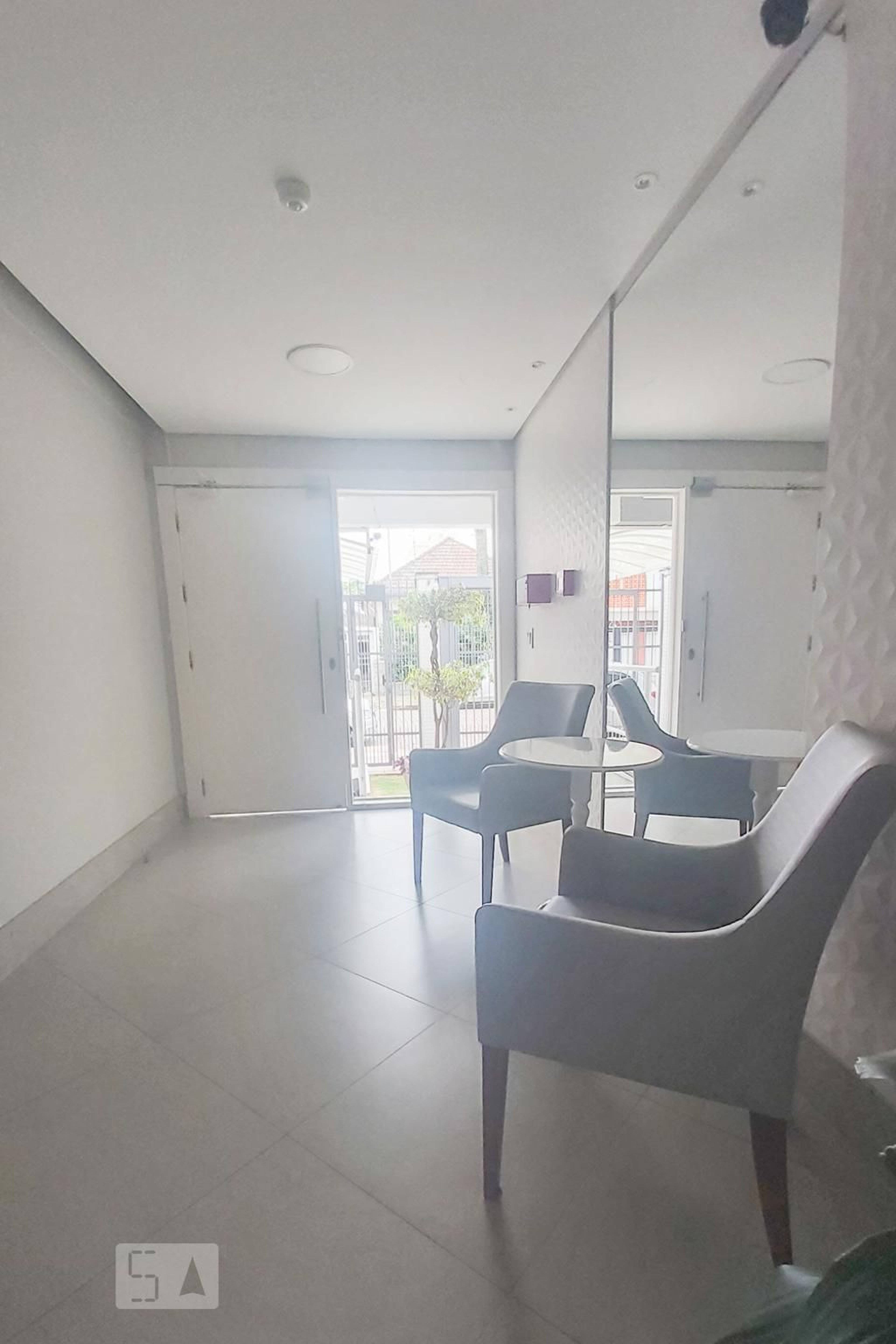 Hall de Entrada Condomínio Villa Braga