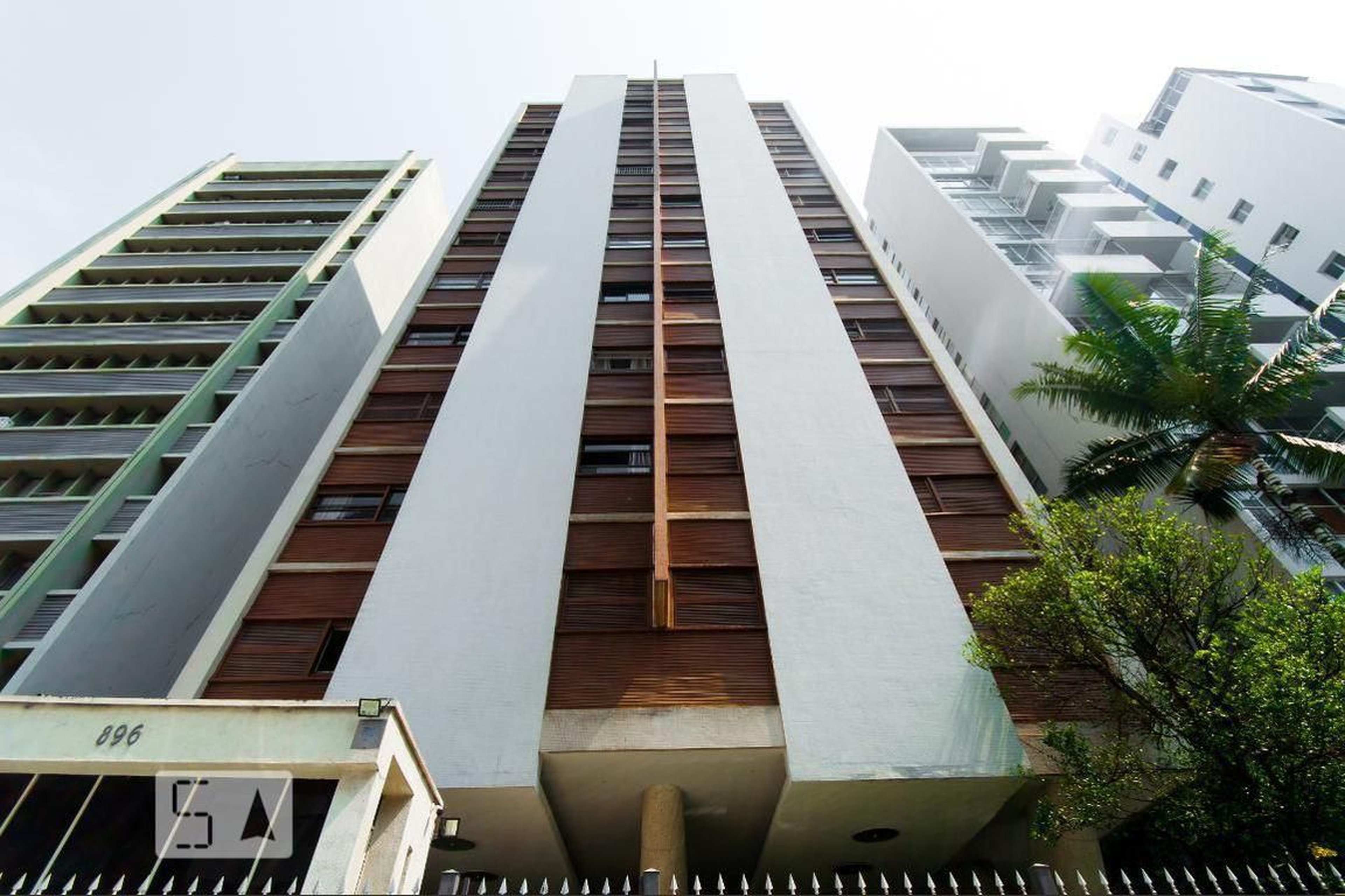 Fachada do Prédio Condomínio Jubaia