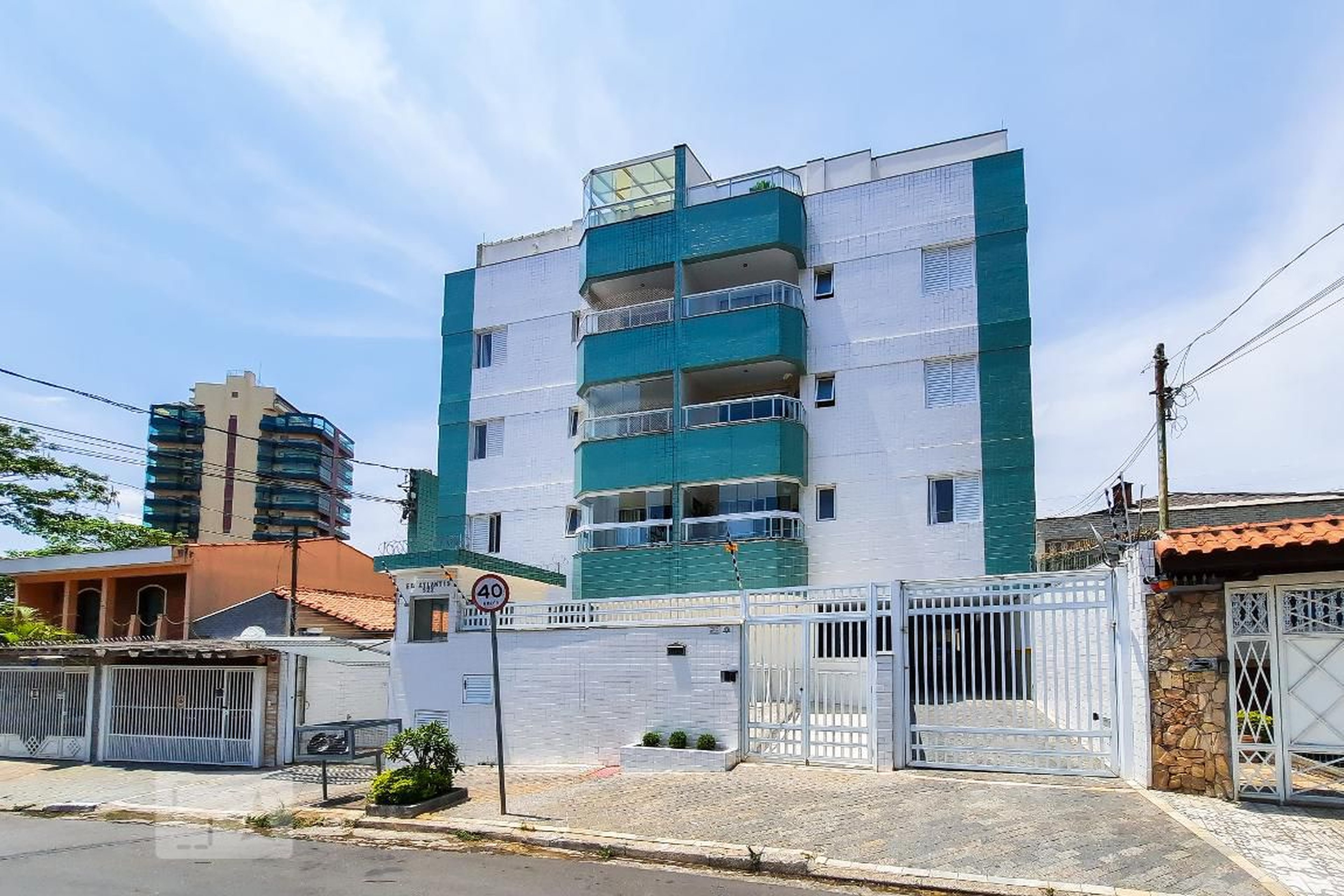 Fachada do Condomínio Condomínio Atlantis