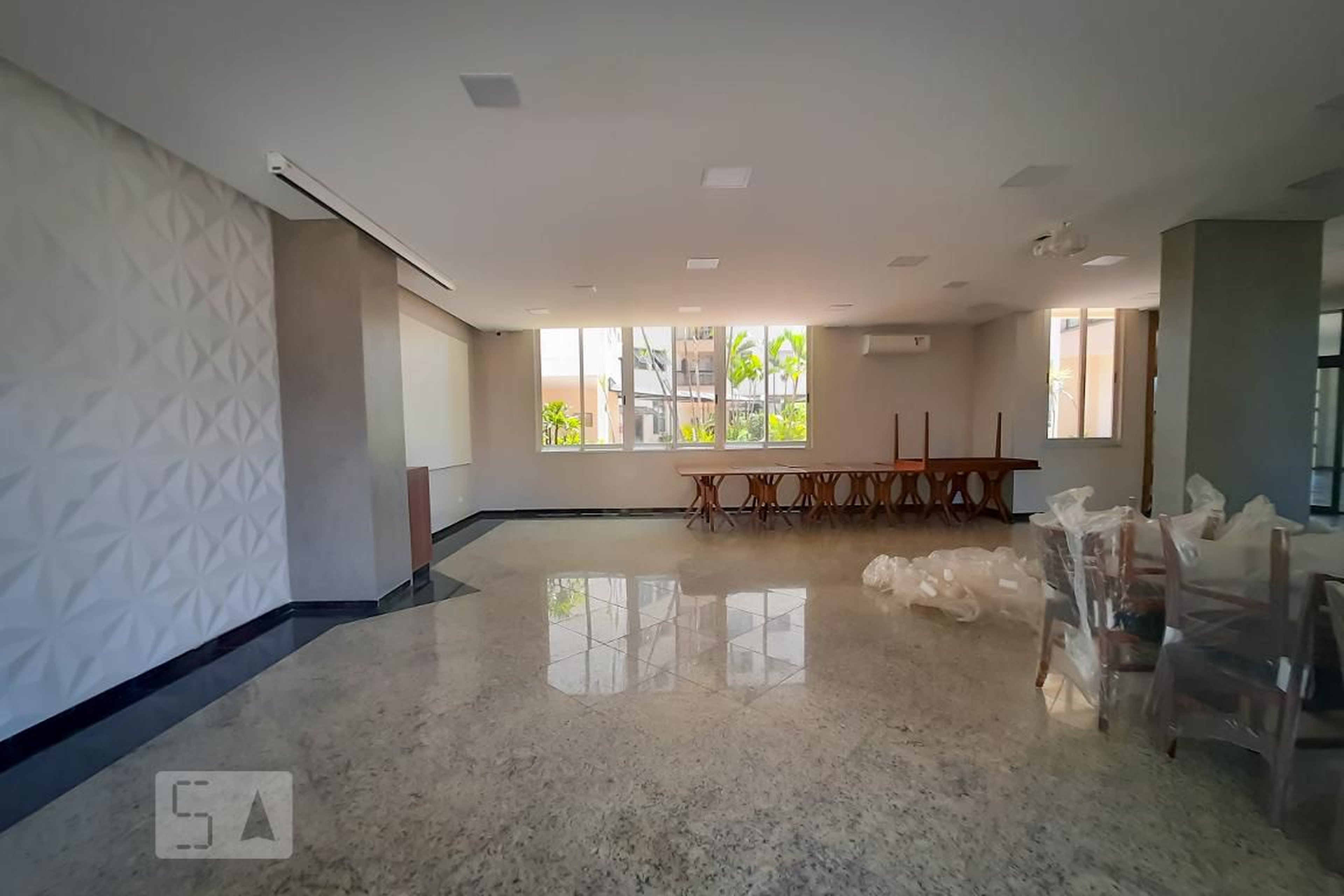 Salao de Festas - Projeto Leste