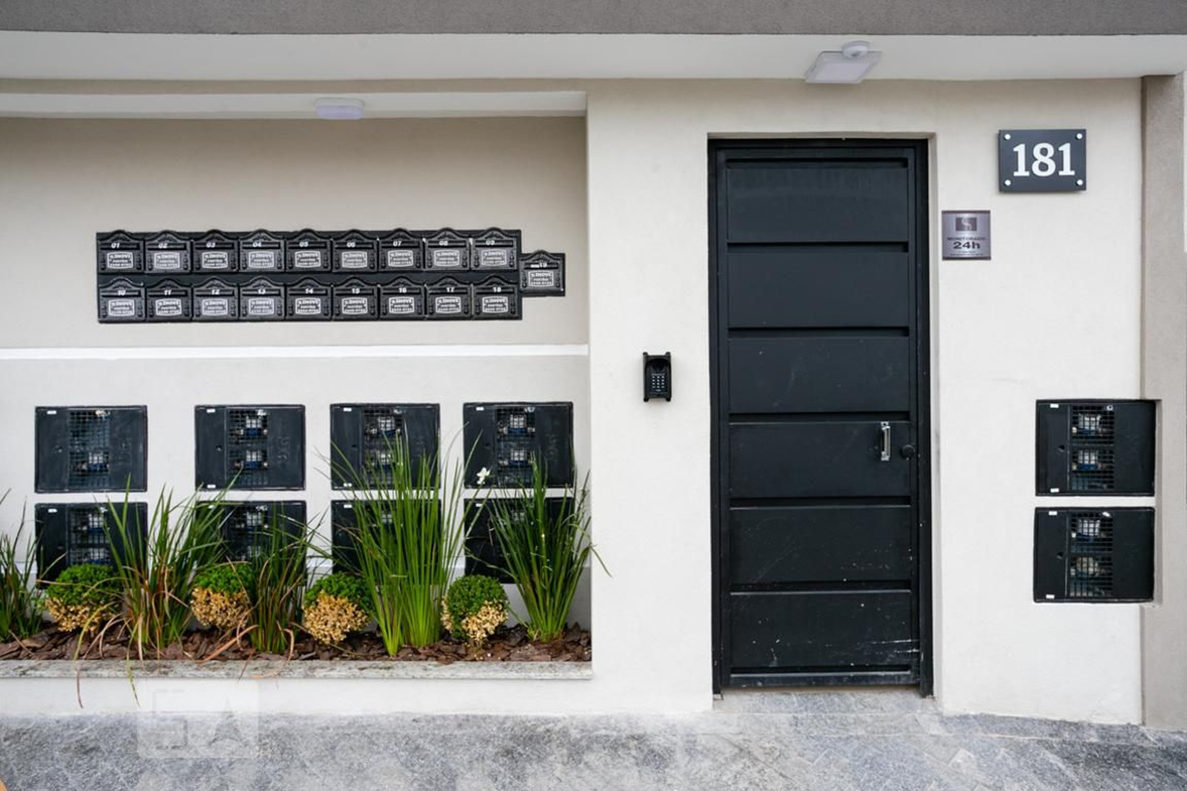 Fachada do condomínio Condomínio Urbanlife JD. São Paulo