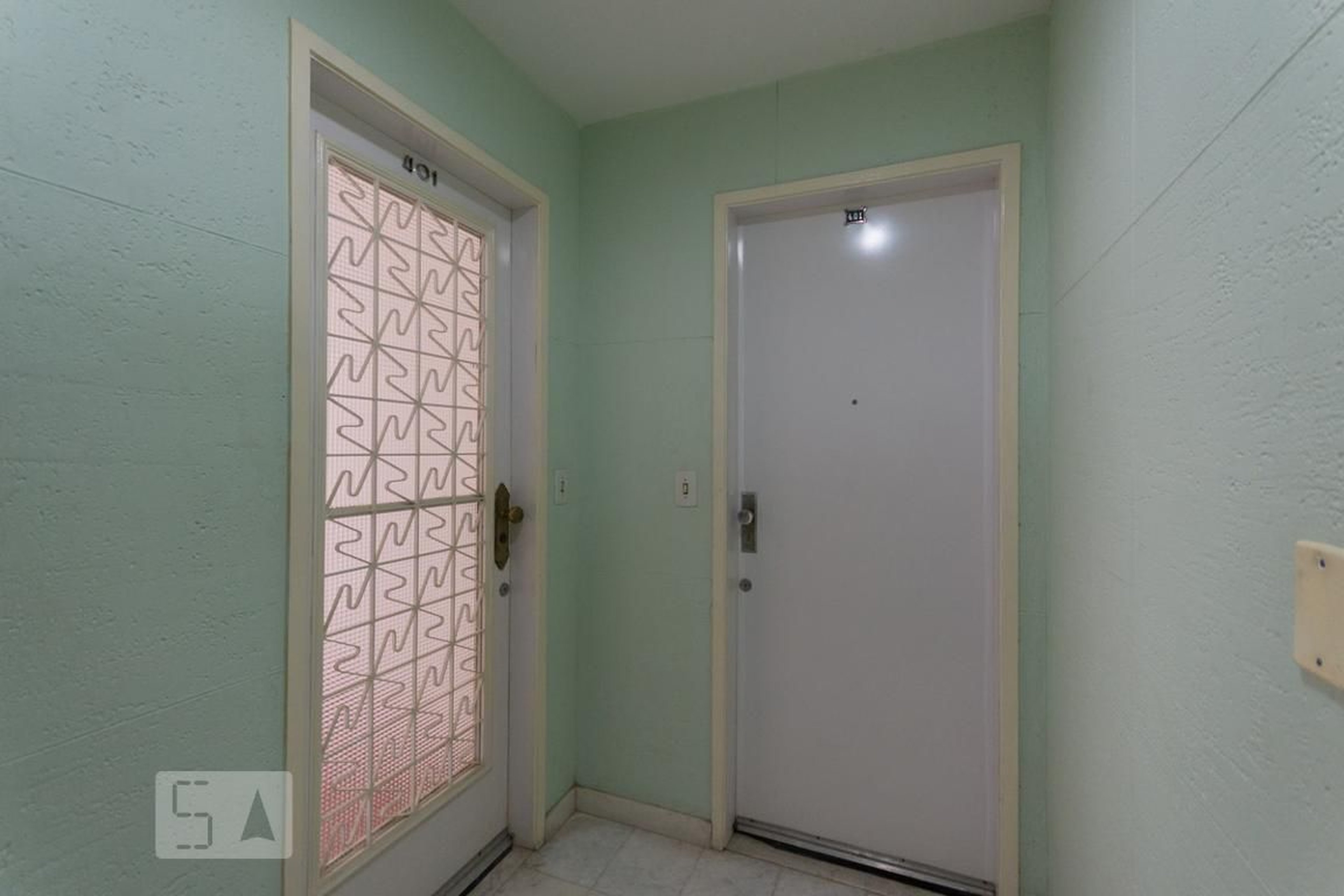 Hall de entrada - Edifício Infante Dom Duarte