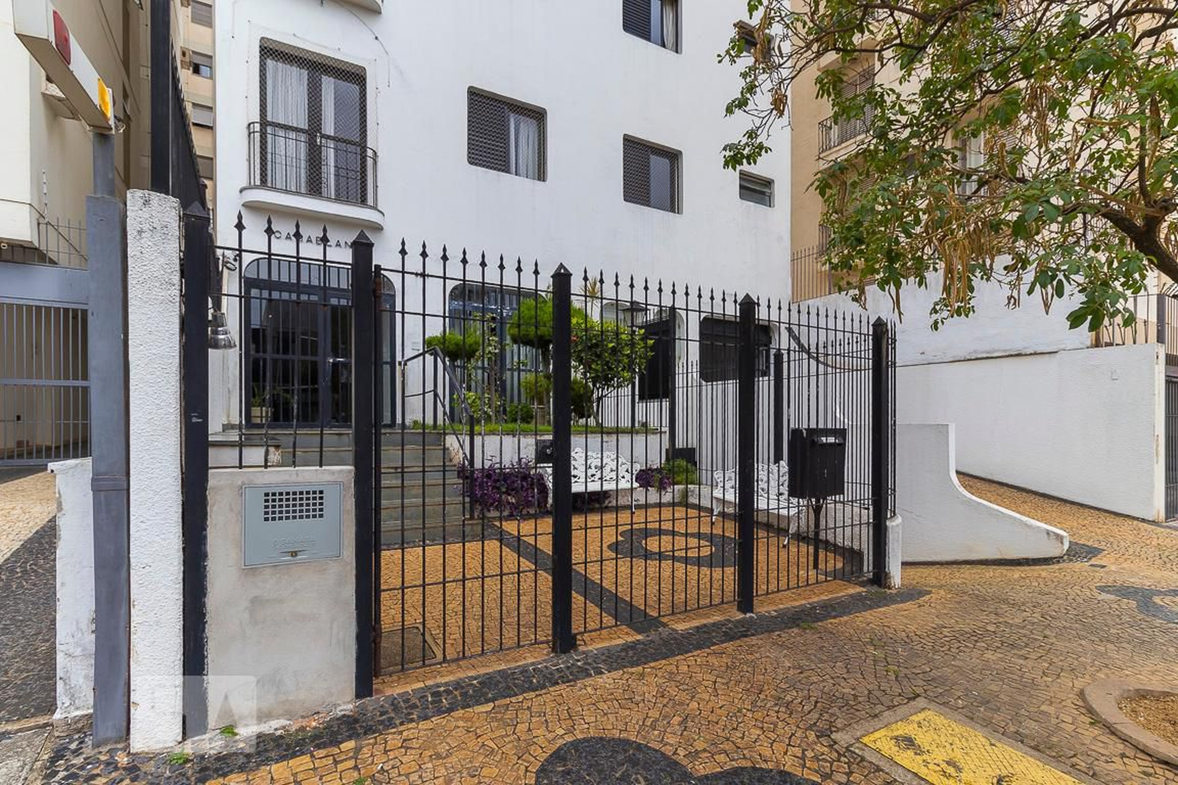 Fachada Condomínio ED. CASABLANCA