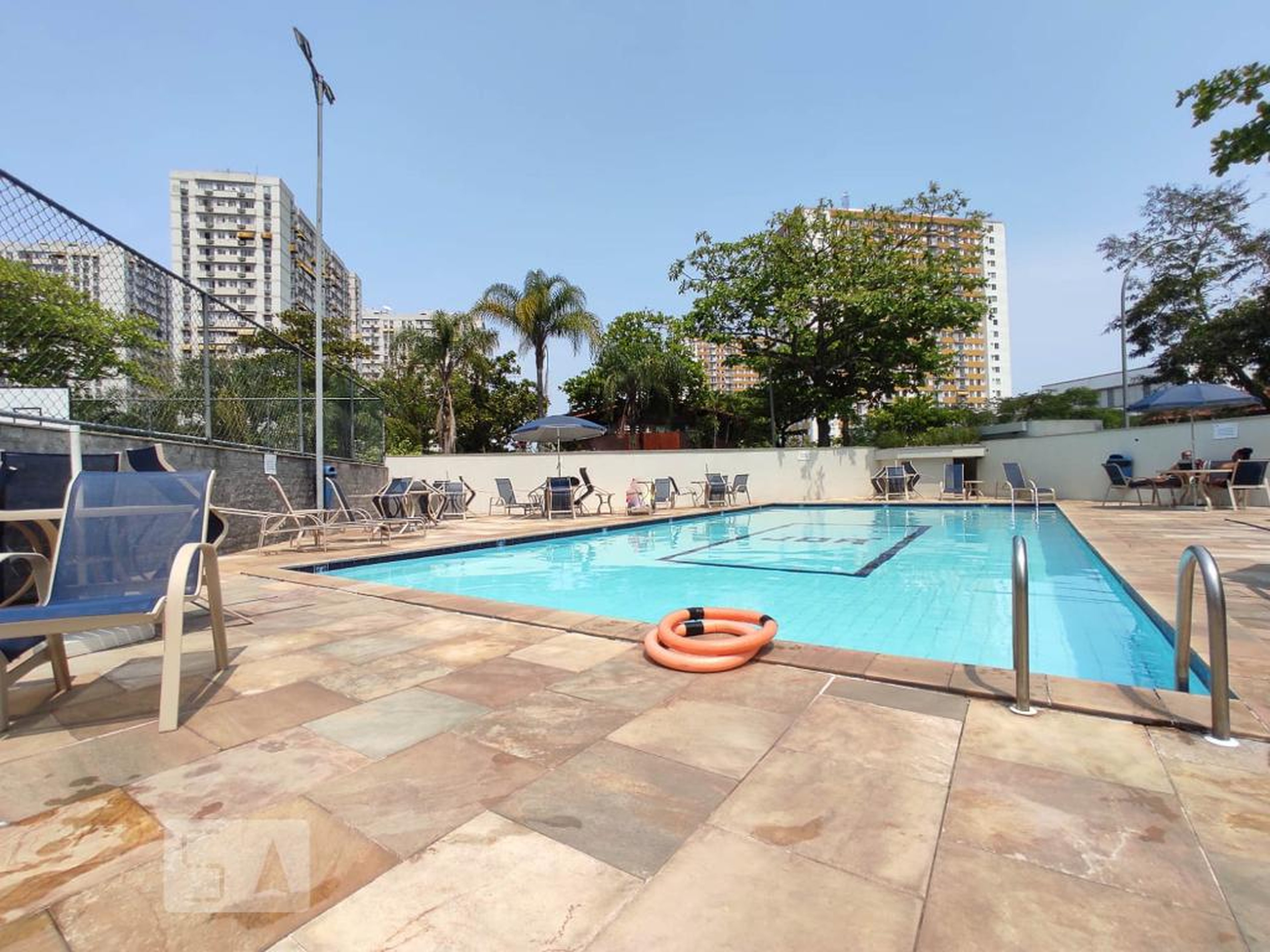 Área comum - piscina Condomínio Joá