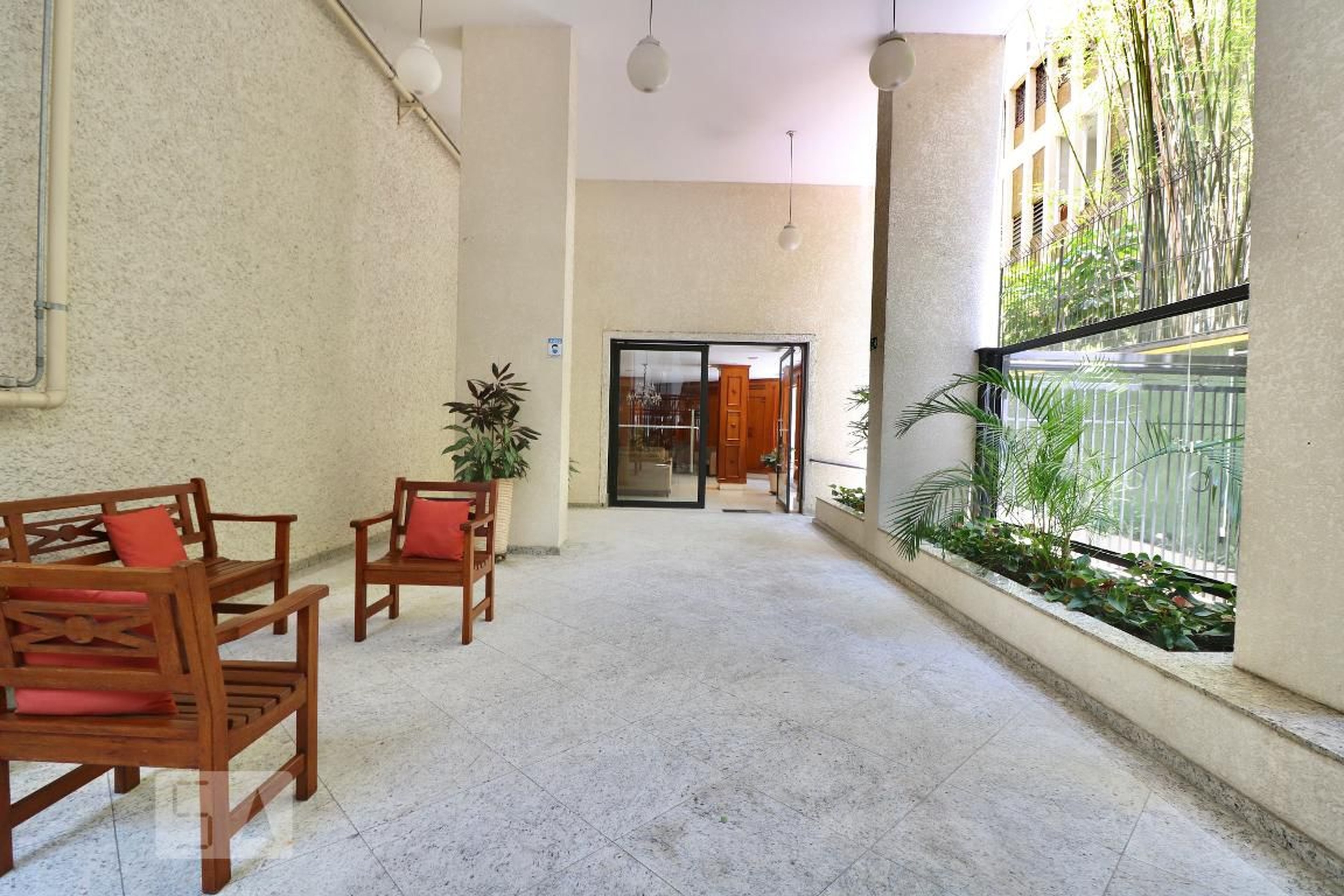 Entrada - Edifício Lupércio Teixeira Camargo