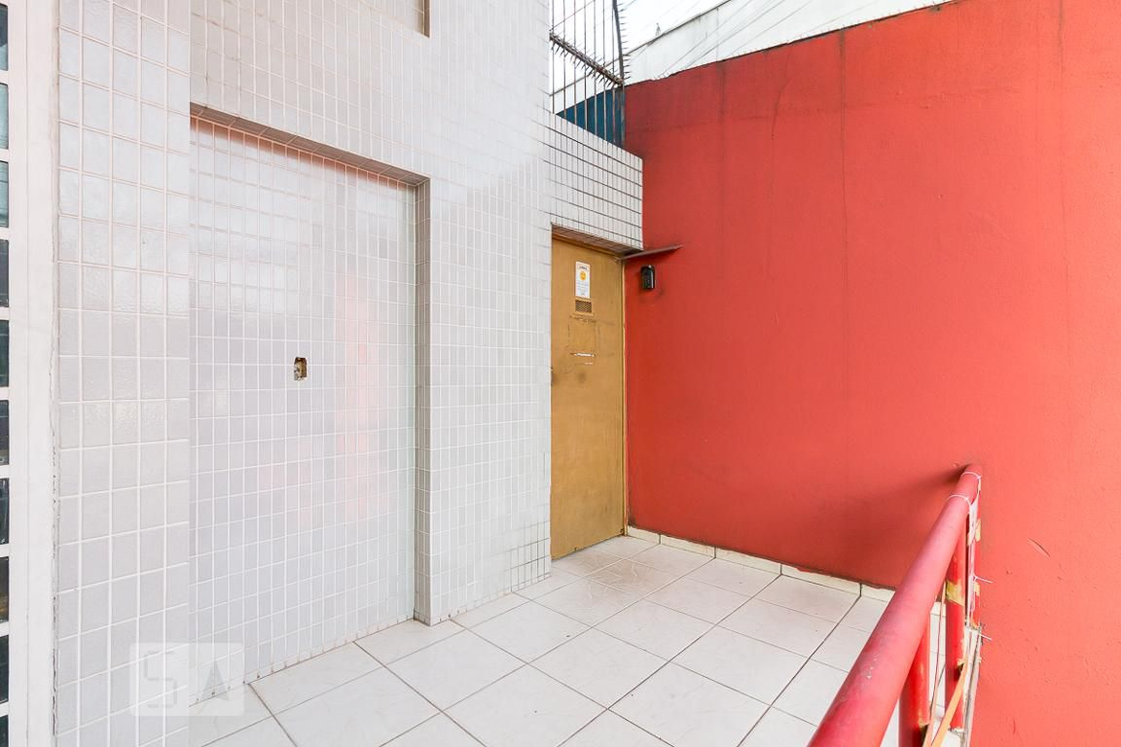 Entrada do prédio - null