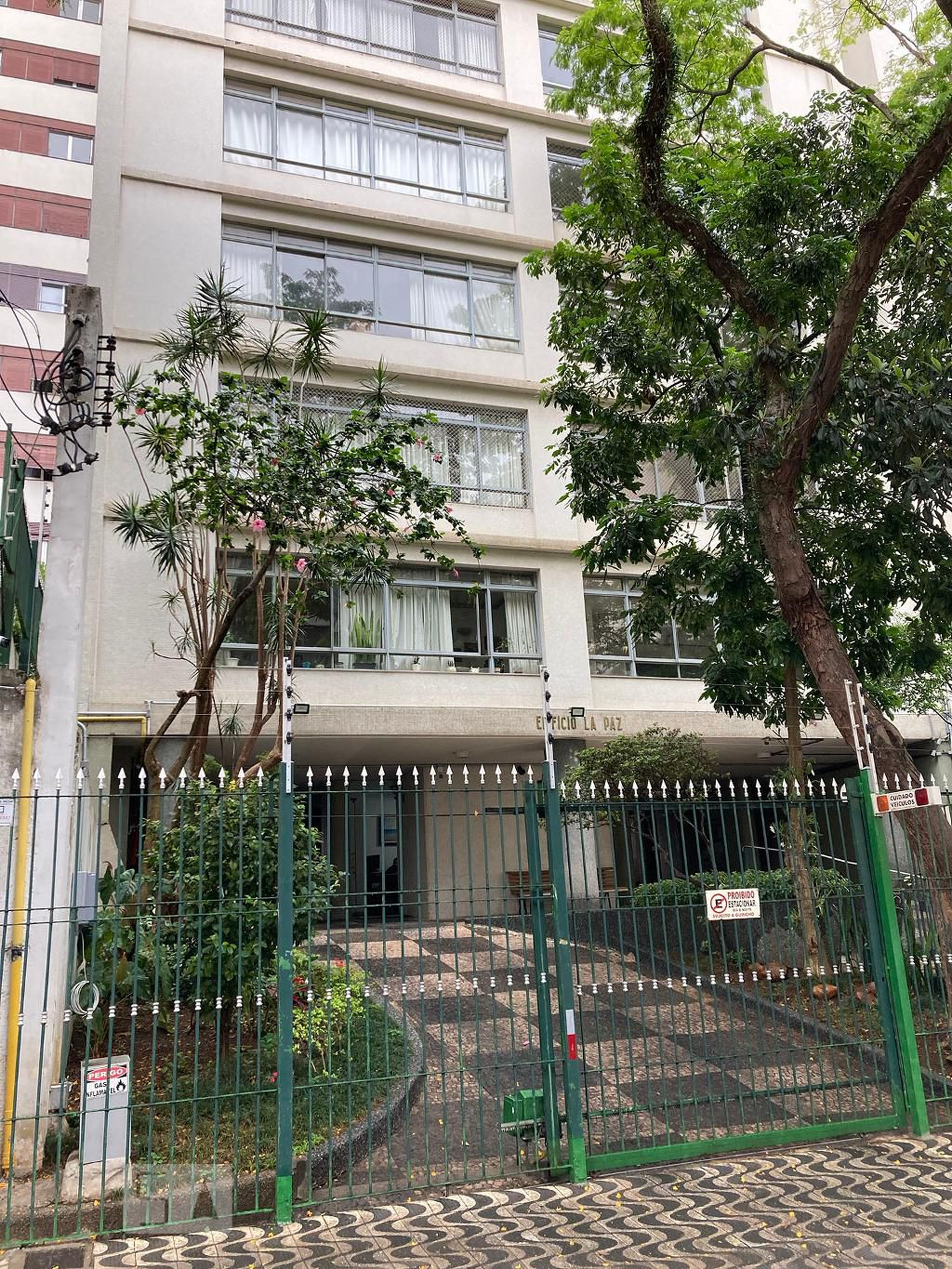 Fachada Condomínio La Paz