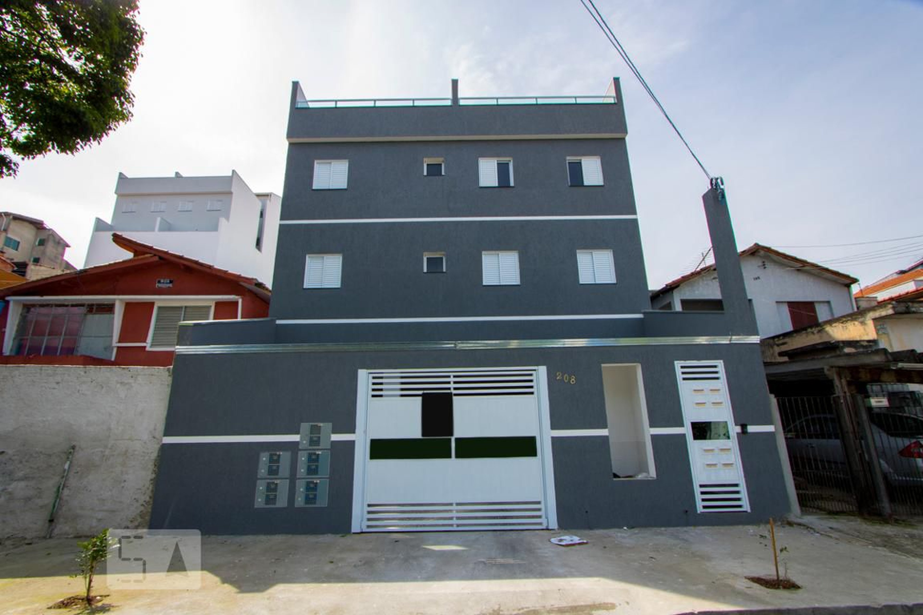 Fachada Condomínio em Rua Pindorama, 62