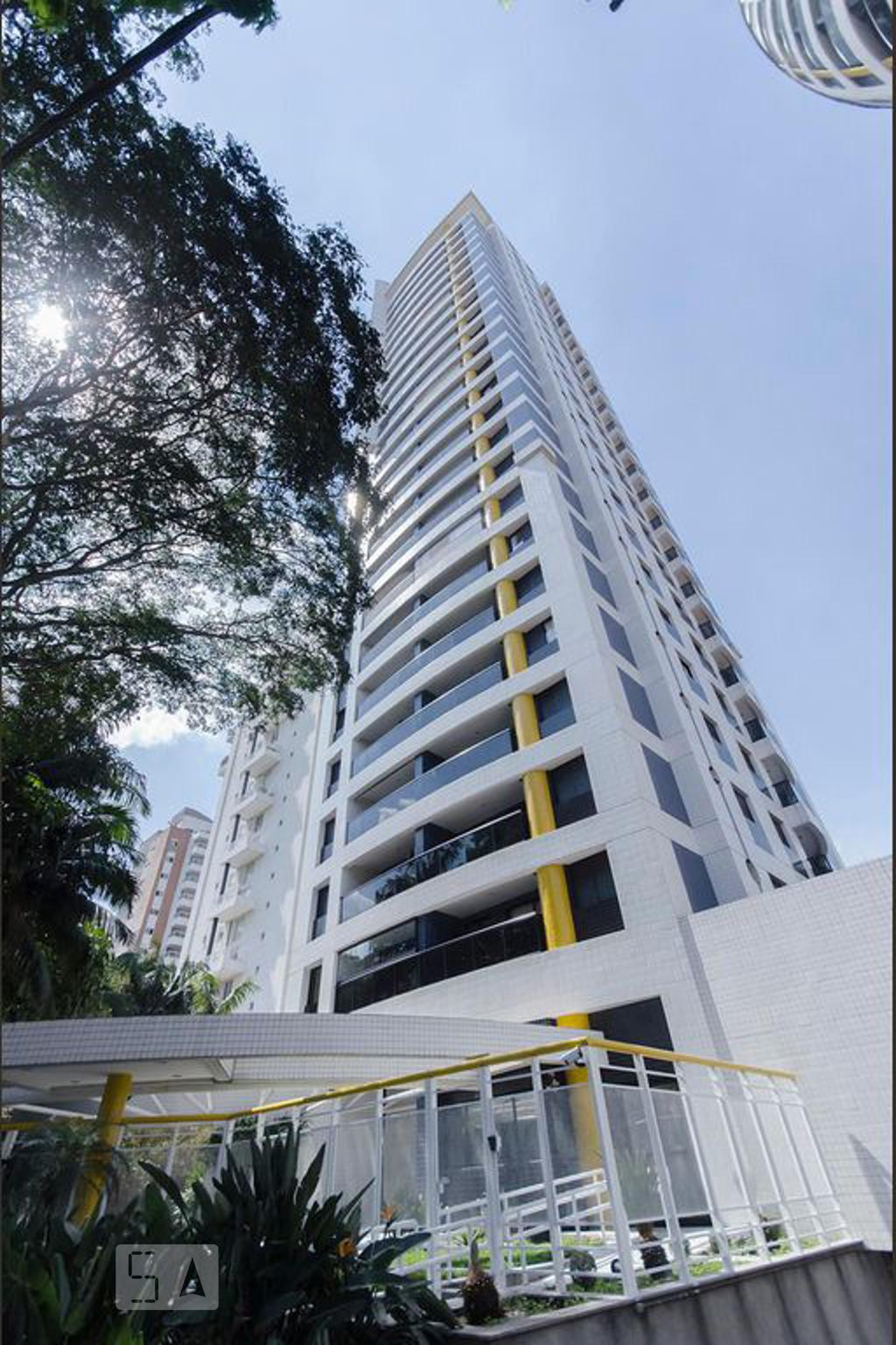 Fachada do Prédio Condomínio Espaço Alpha