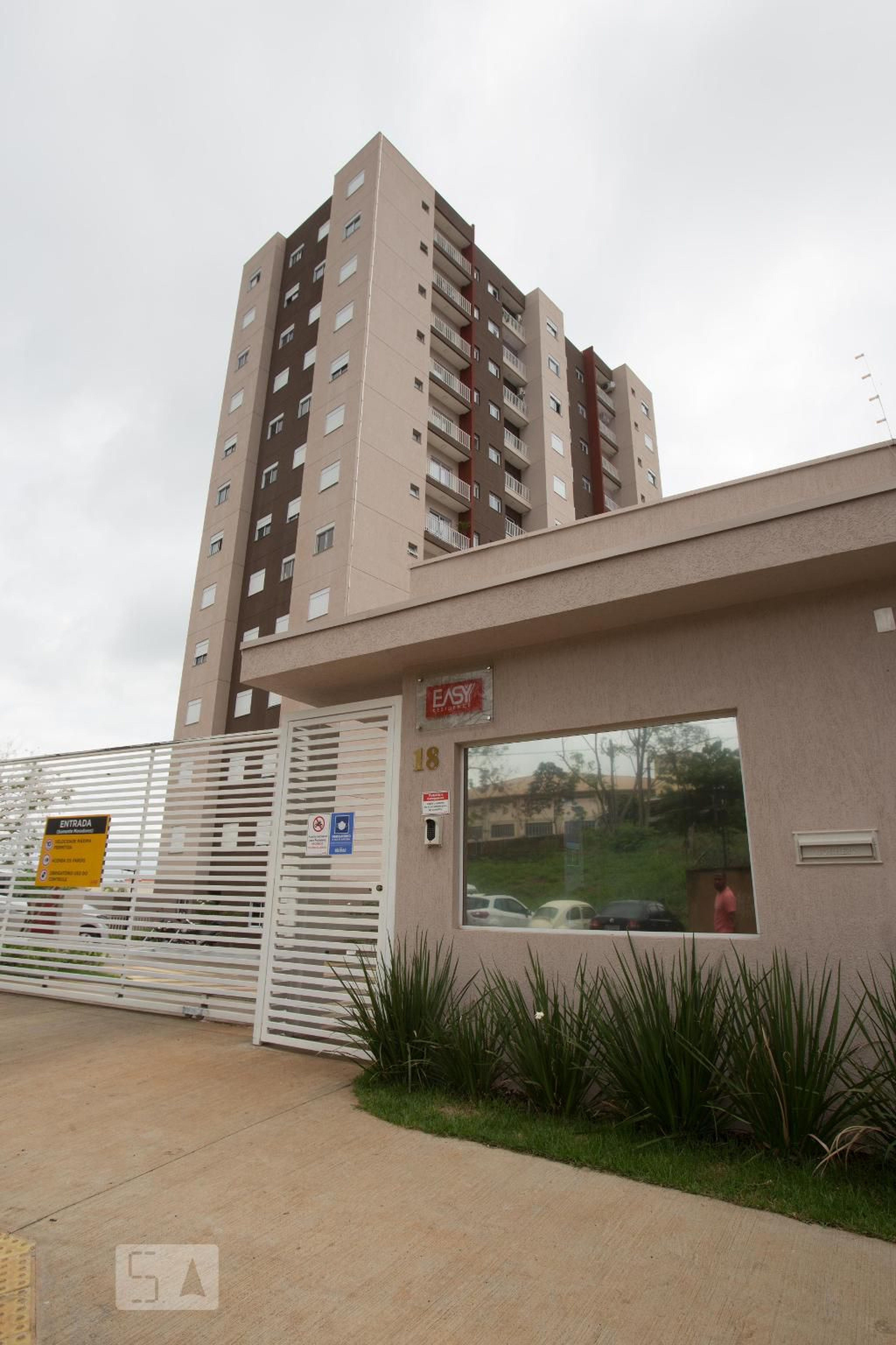 Fachada Condomínio Easy