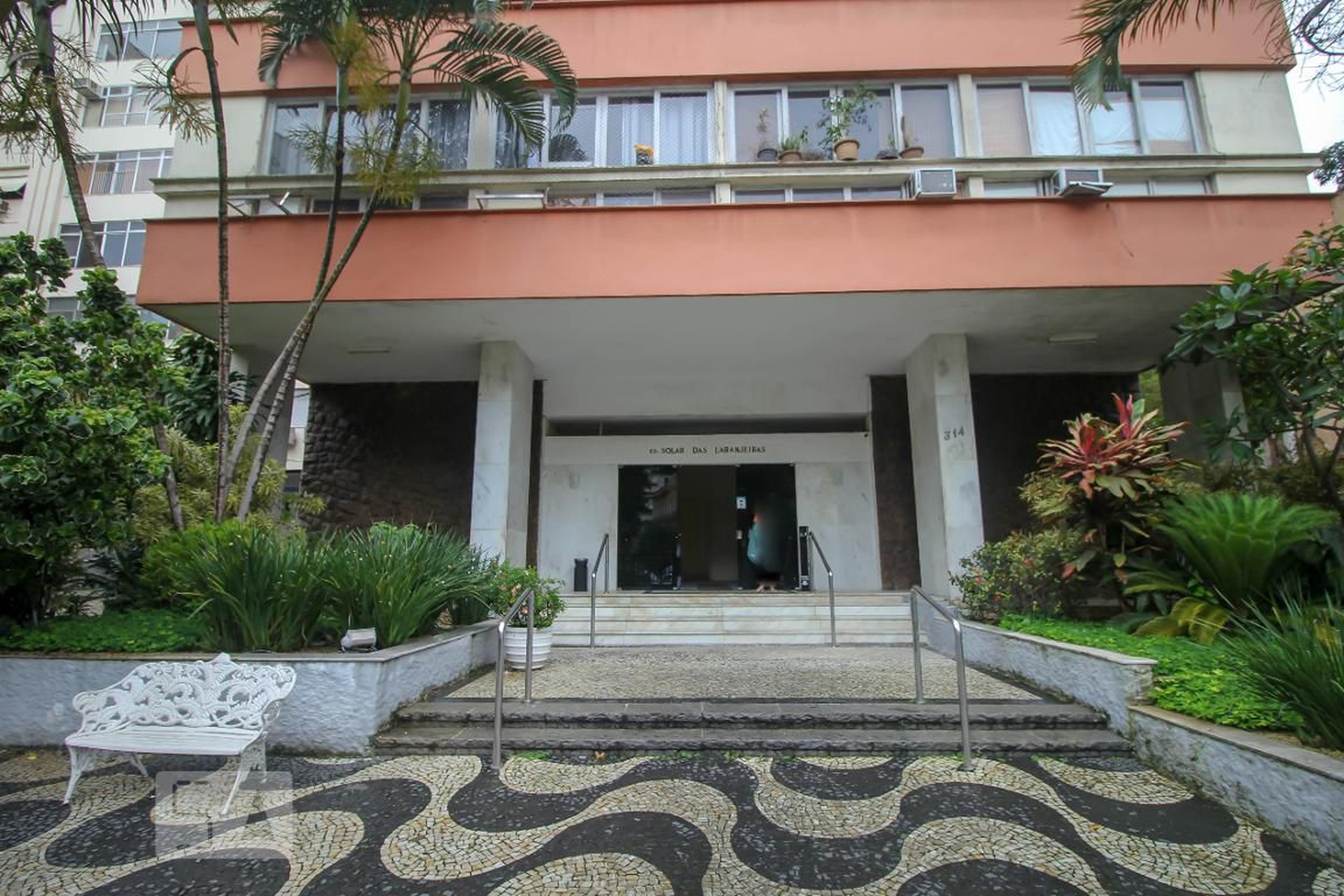 Entrada do Prédio - Edifício Solar das Laranjeiras