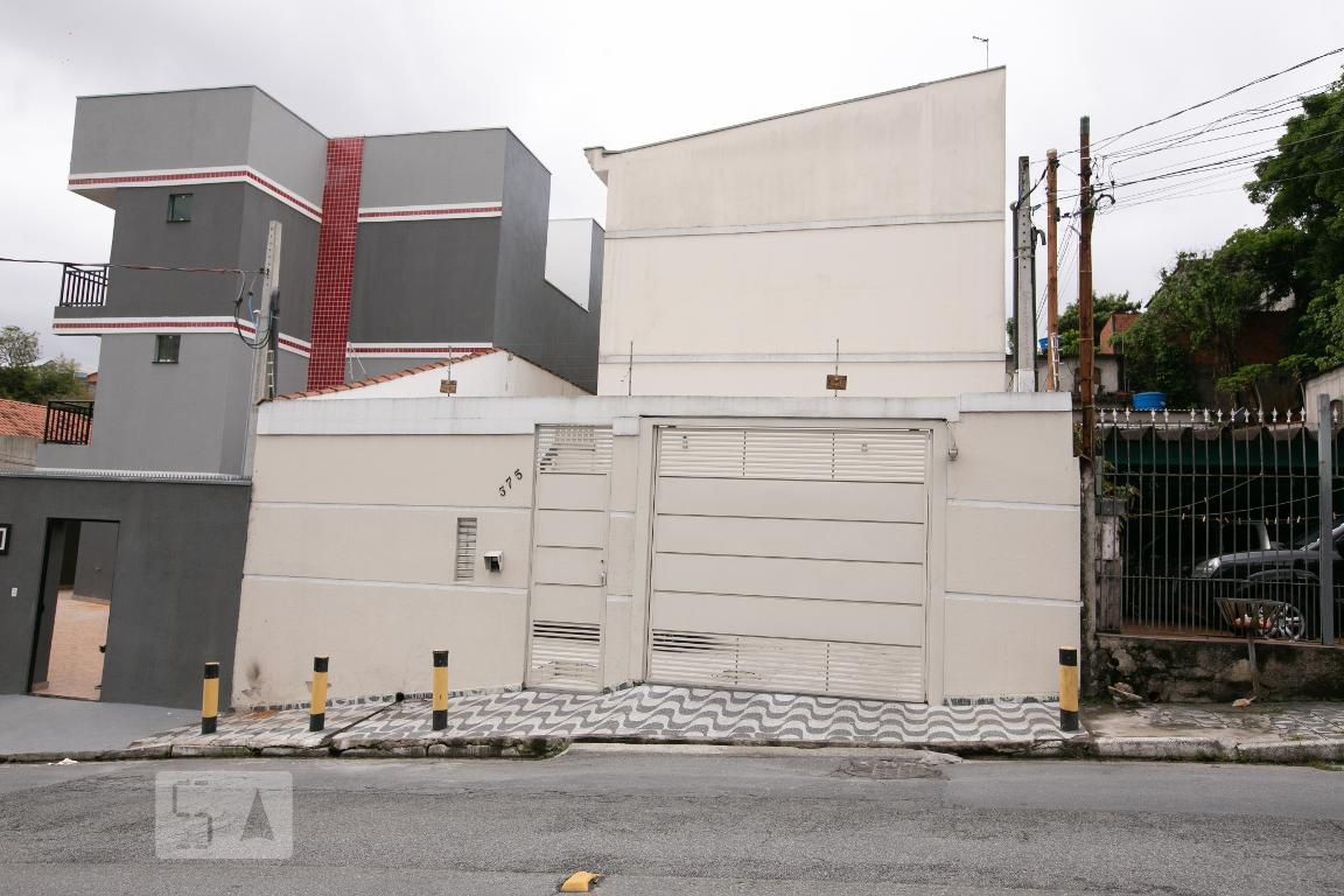Fachada Condomínio em Rua Benedito Coelho Netto, 375