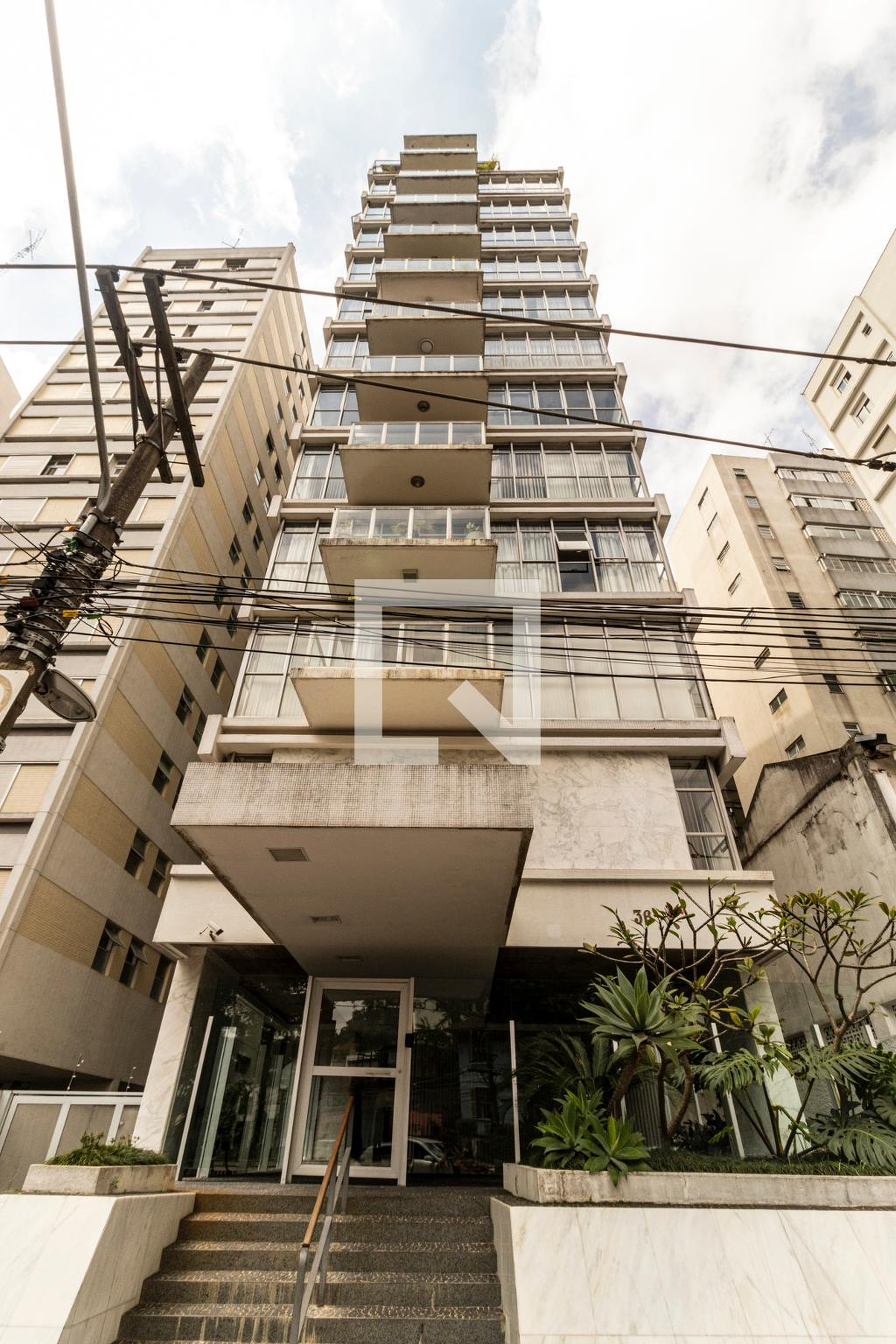 Fachada Condomínio Milton