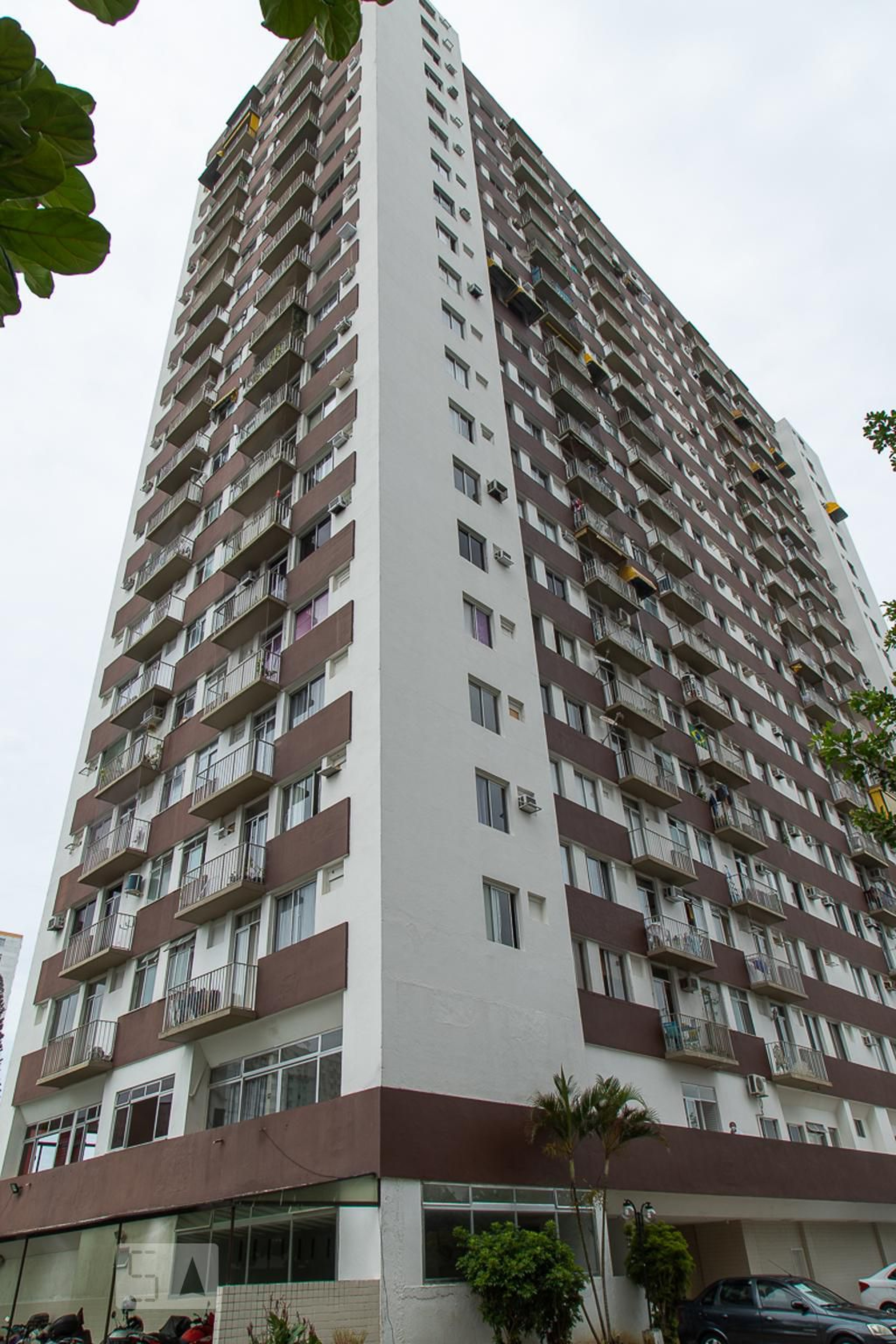 Fachada do Condomínio Condomínio Pontões