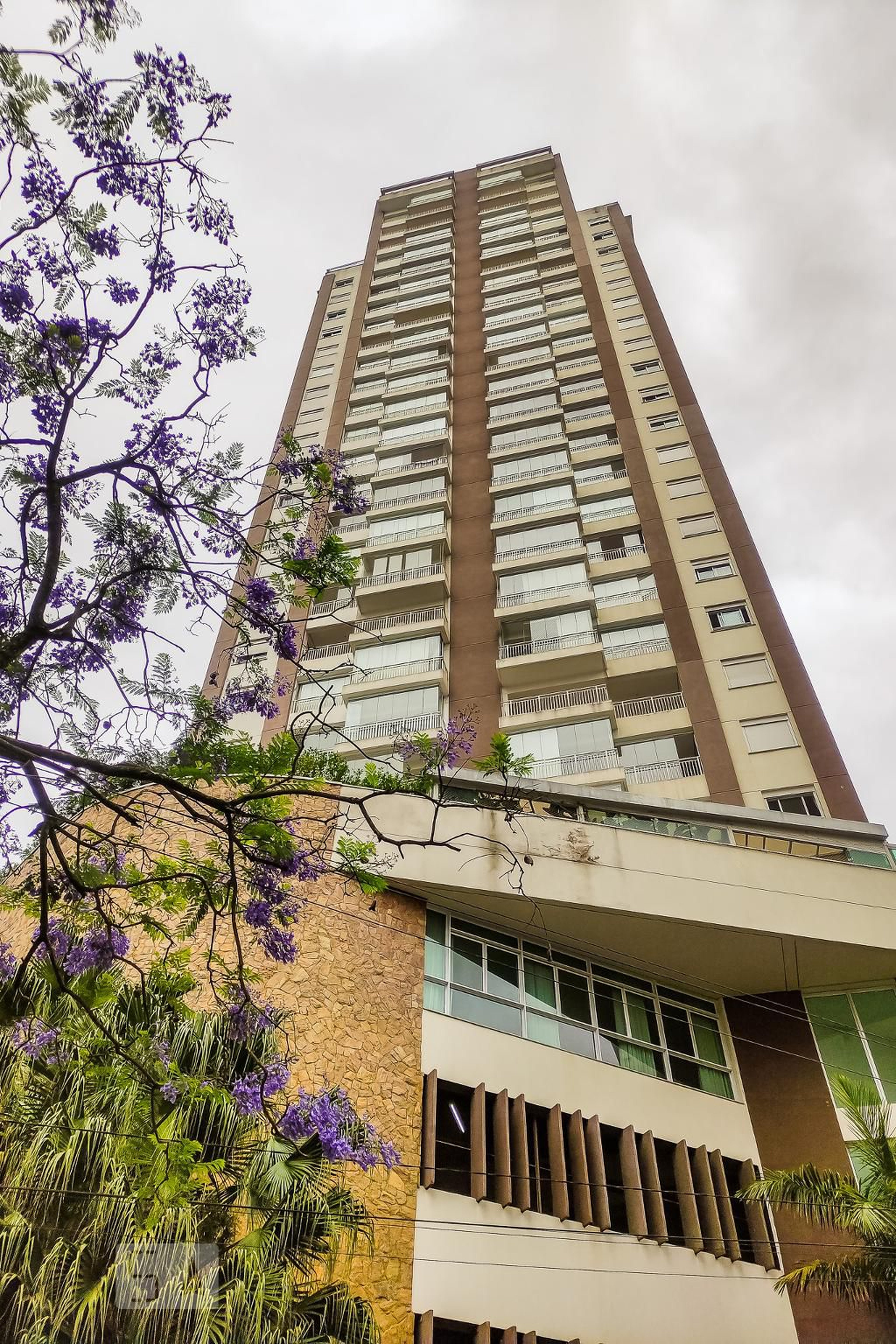 Fachada Condomínio Praça Dankmar