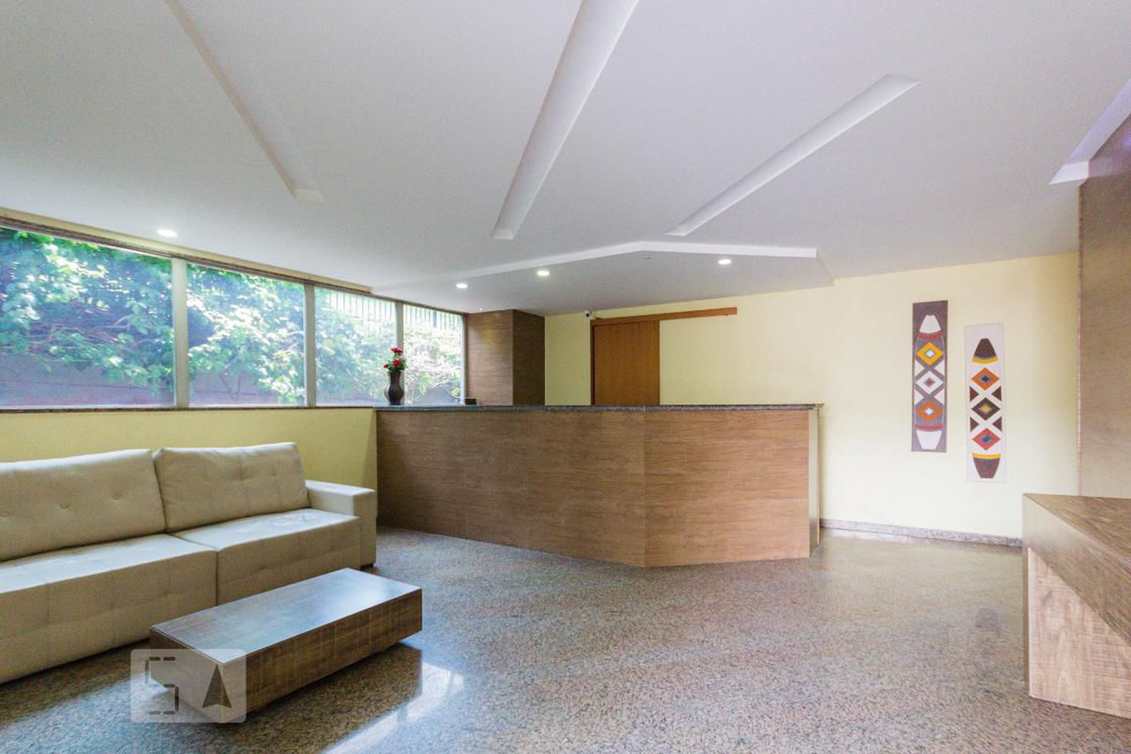 Hall - Pena Vitória