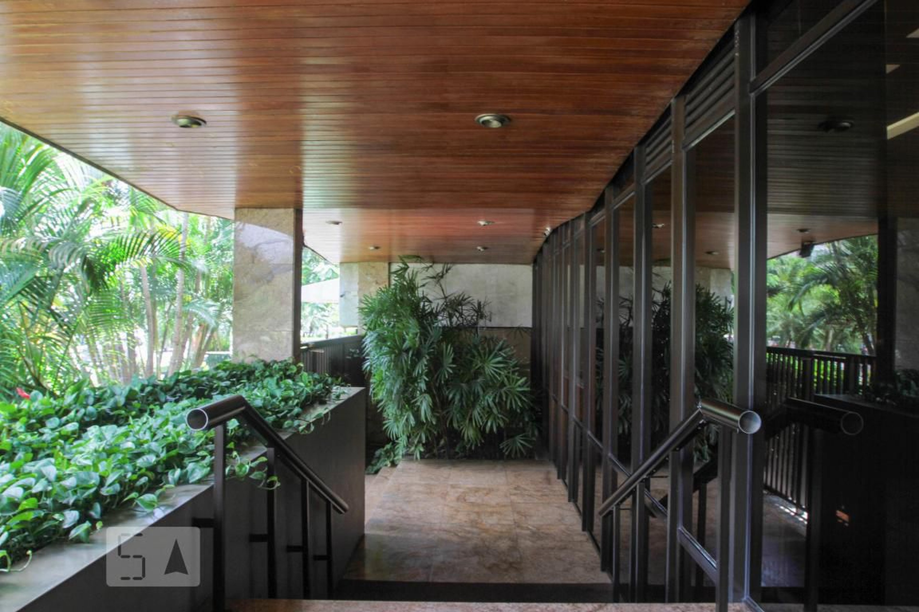 Entrada do Prédio - Edifício Cohani