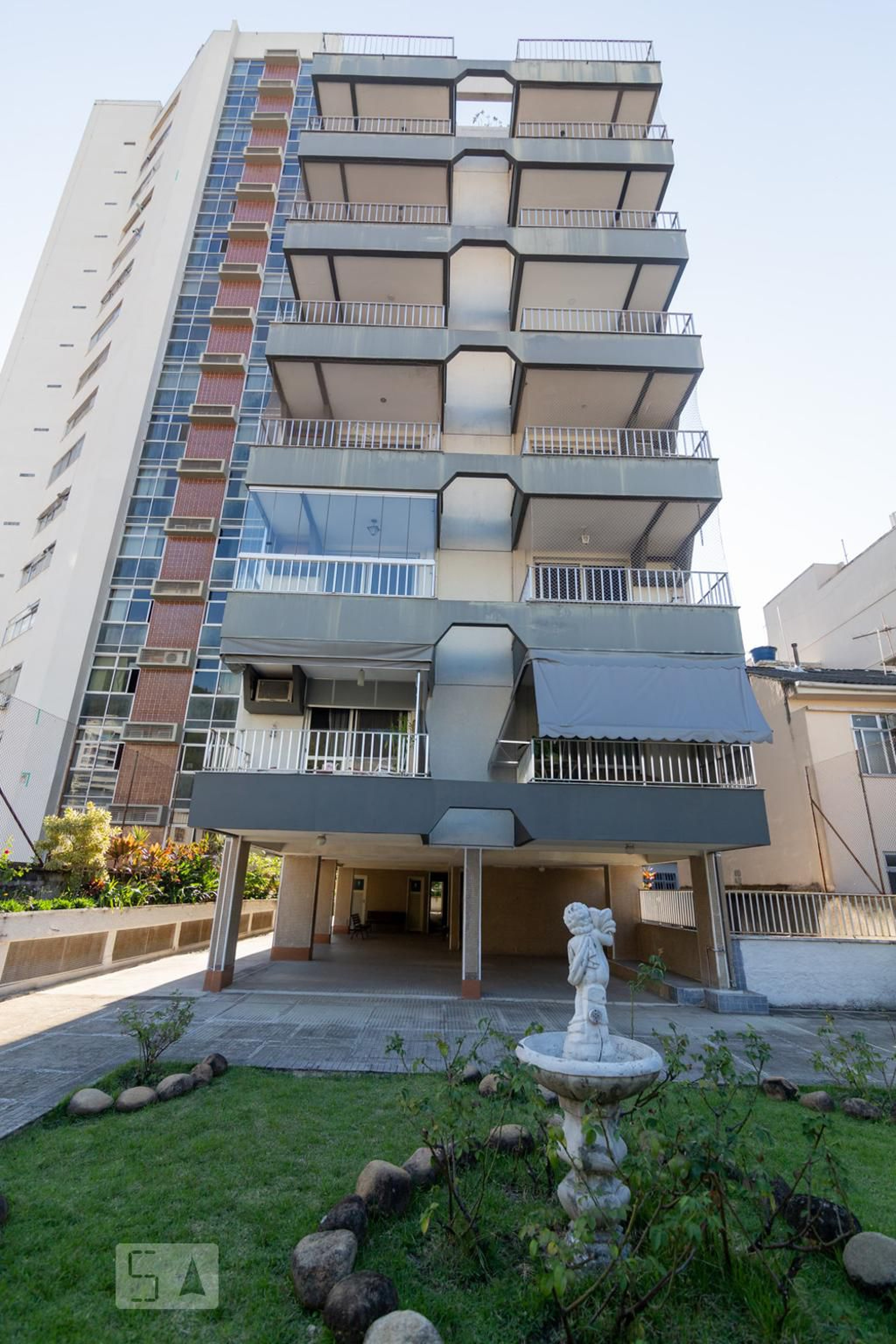 Fachada do Condomínio Condomínio Pablo Casals