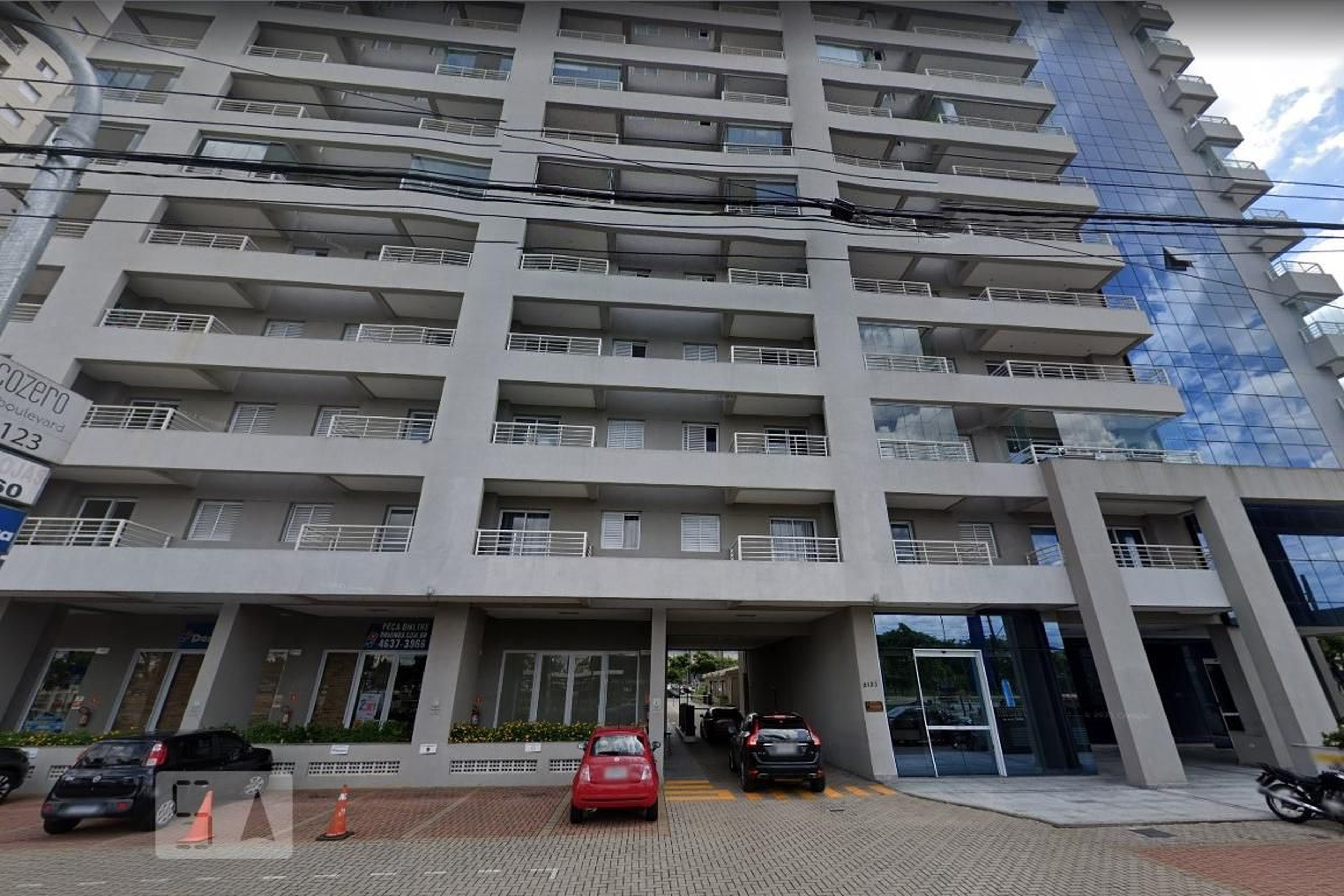 Fachada do Condomínio Condomínio Marco Zero Home