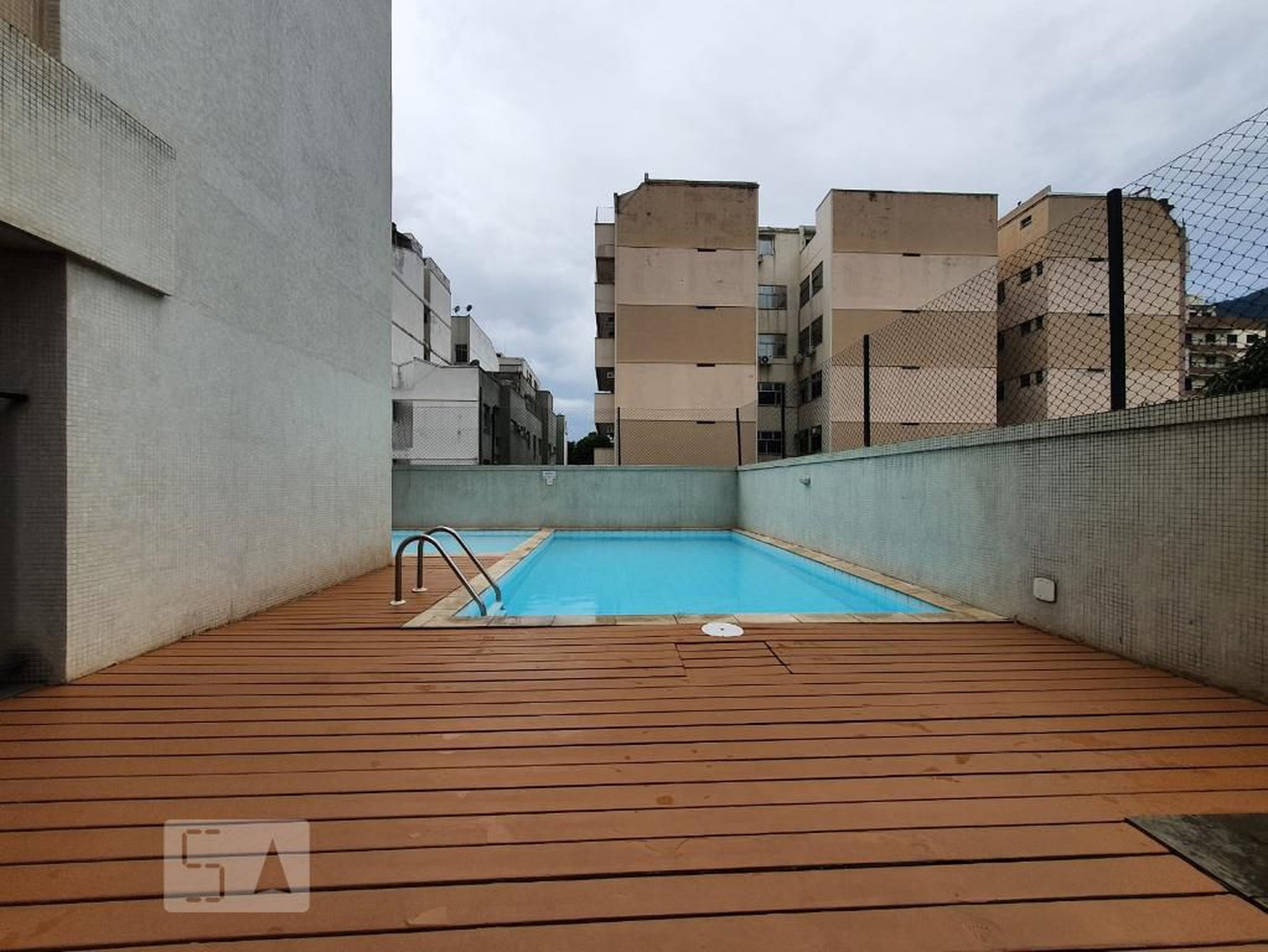 Piscina - Edifício Portofino