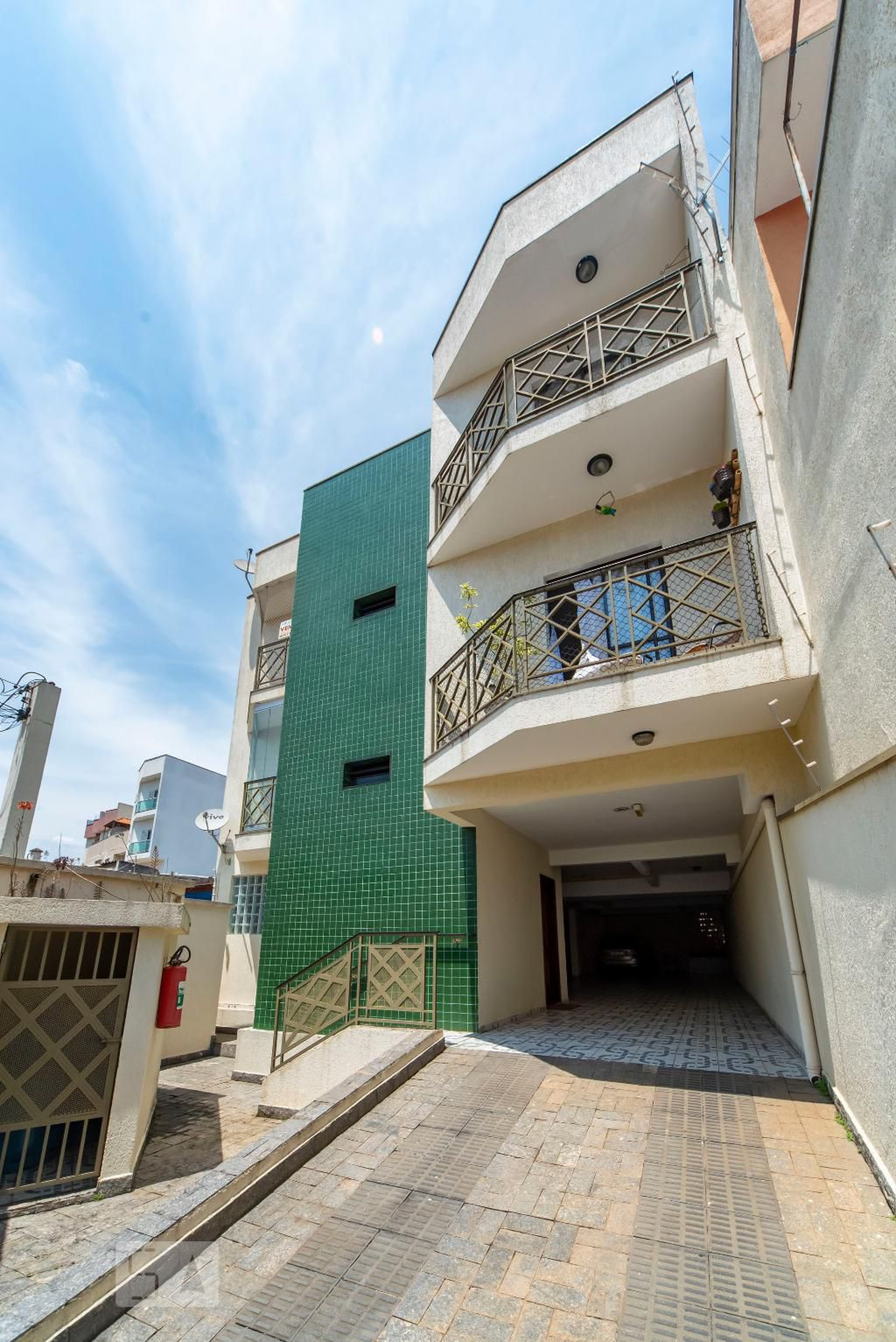 Fachada Condomínio em Rua Tirol, 748