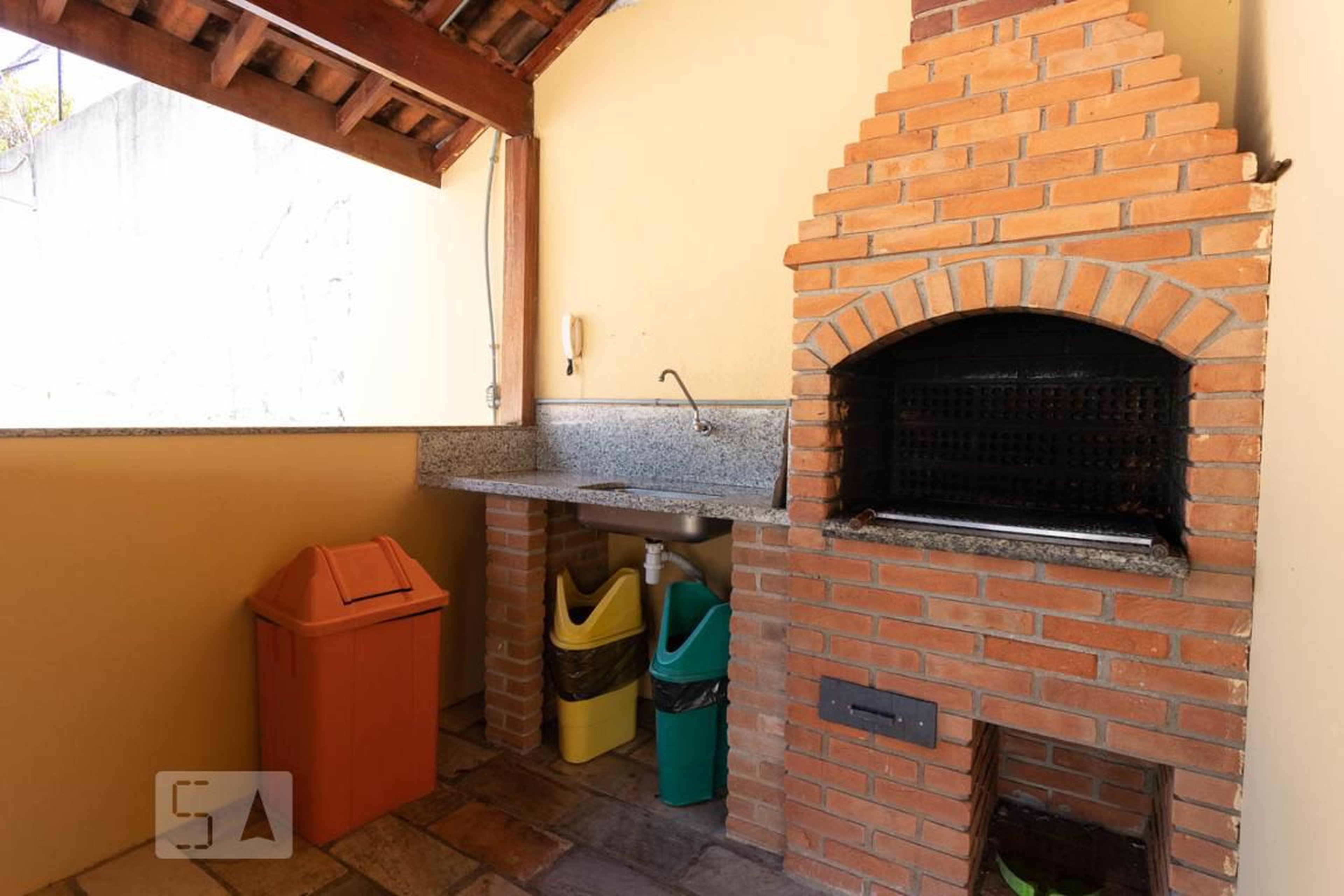 Churrasqueira - Edificio Topazio