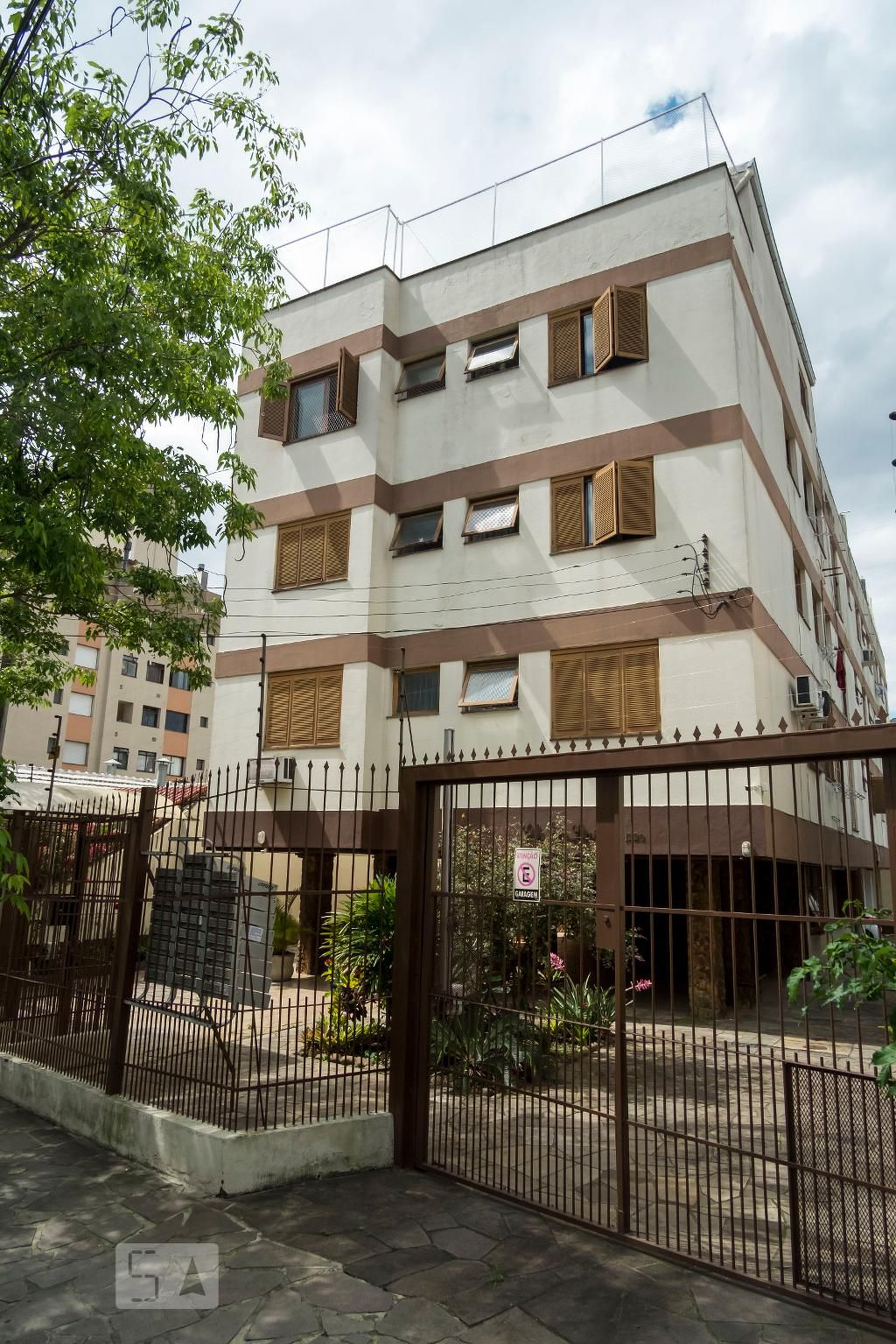 Fachada Condomínio em Rua São Luís, 1220