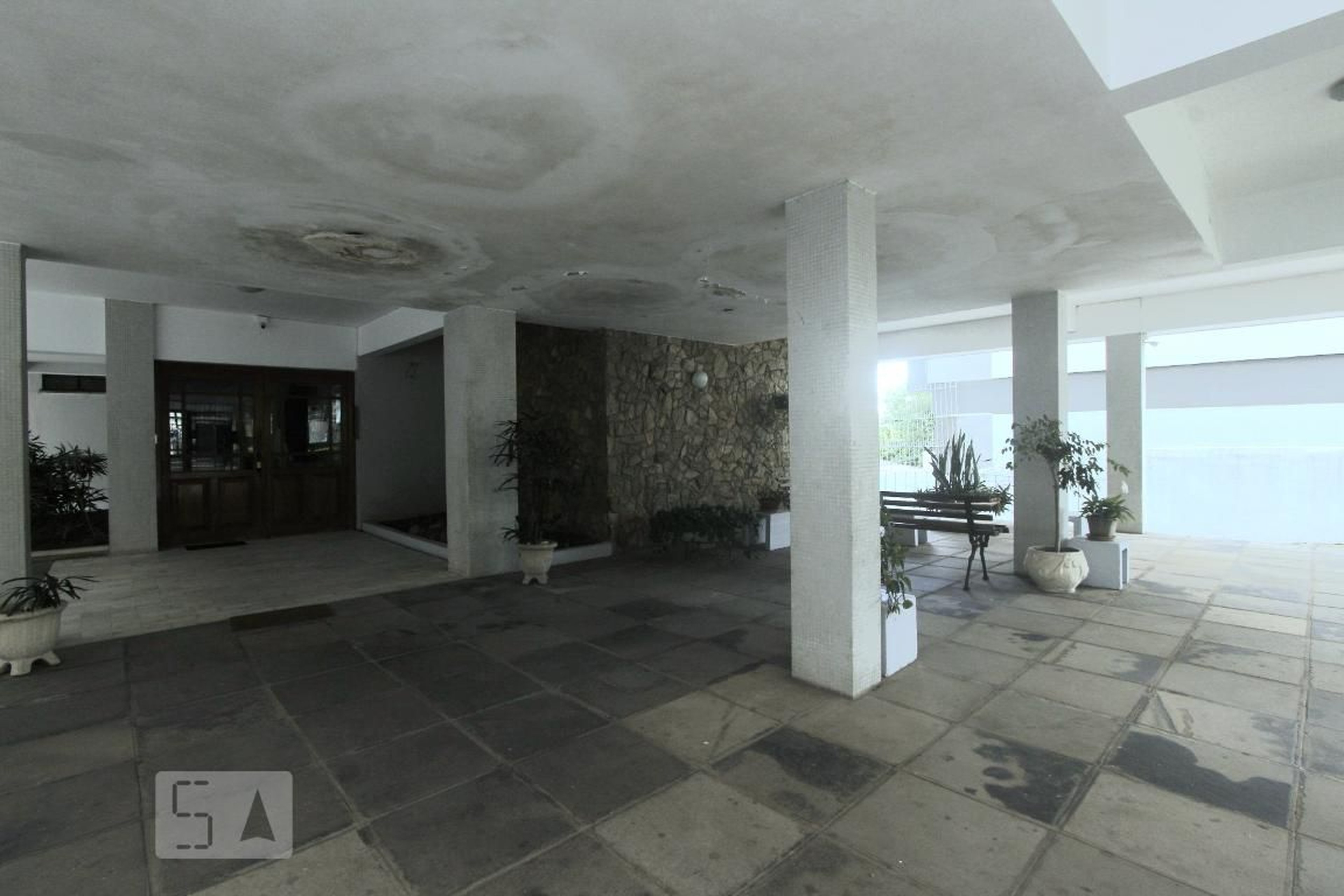 AREA COMUM - Edifício Suzete