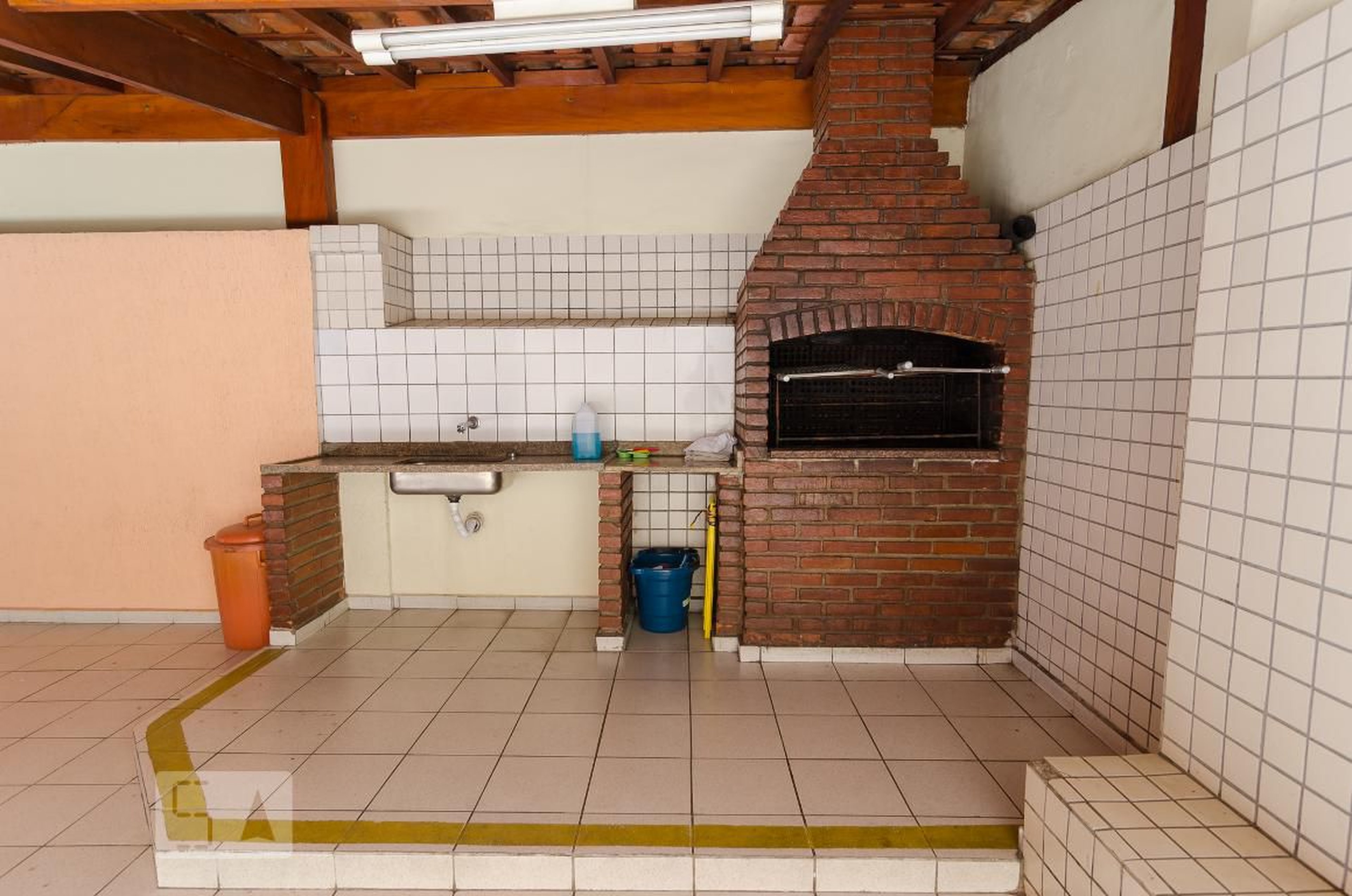 Churrasqueira - Edifício Guaratuba