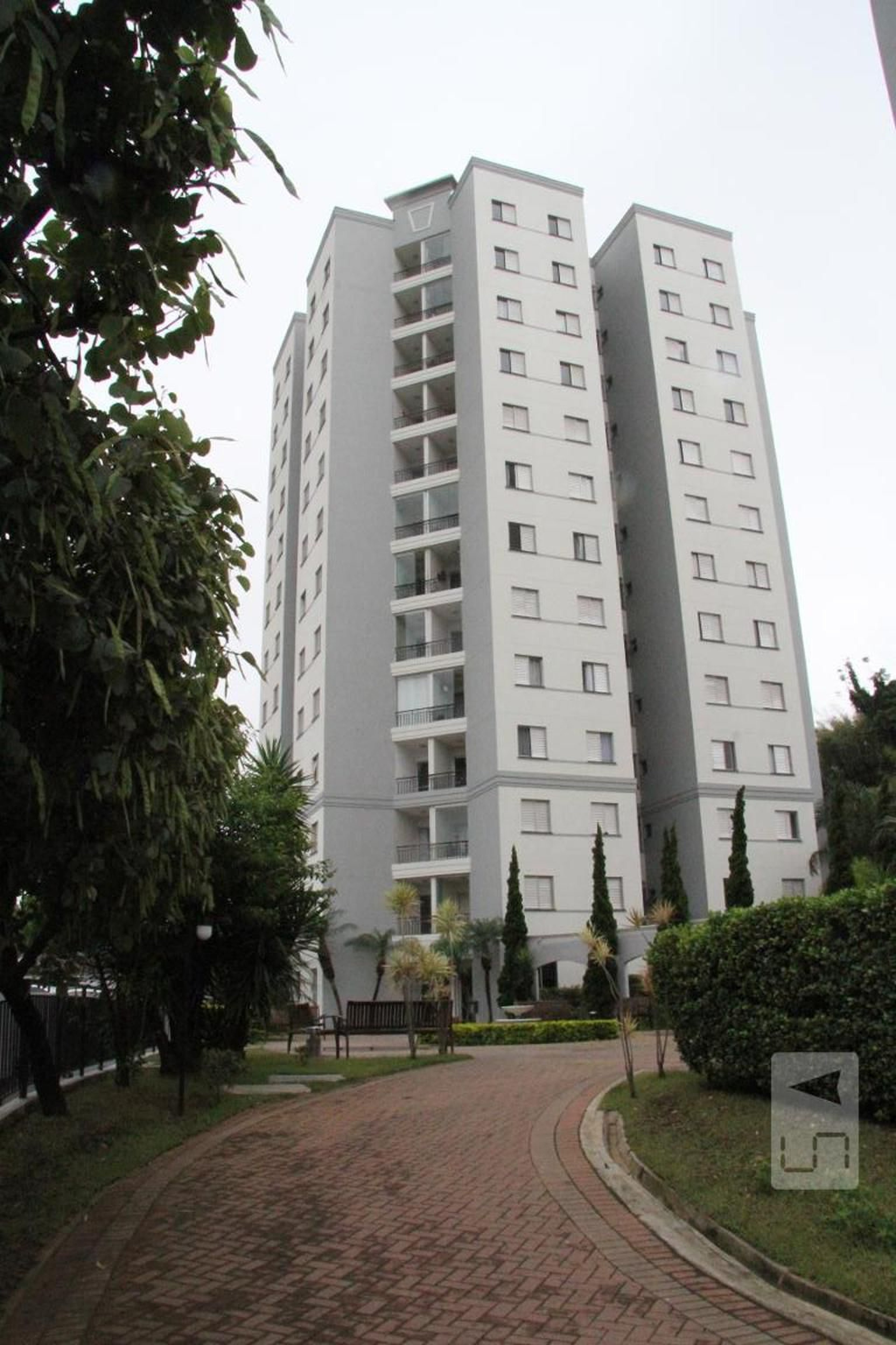 Edificio Condomínio Club House