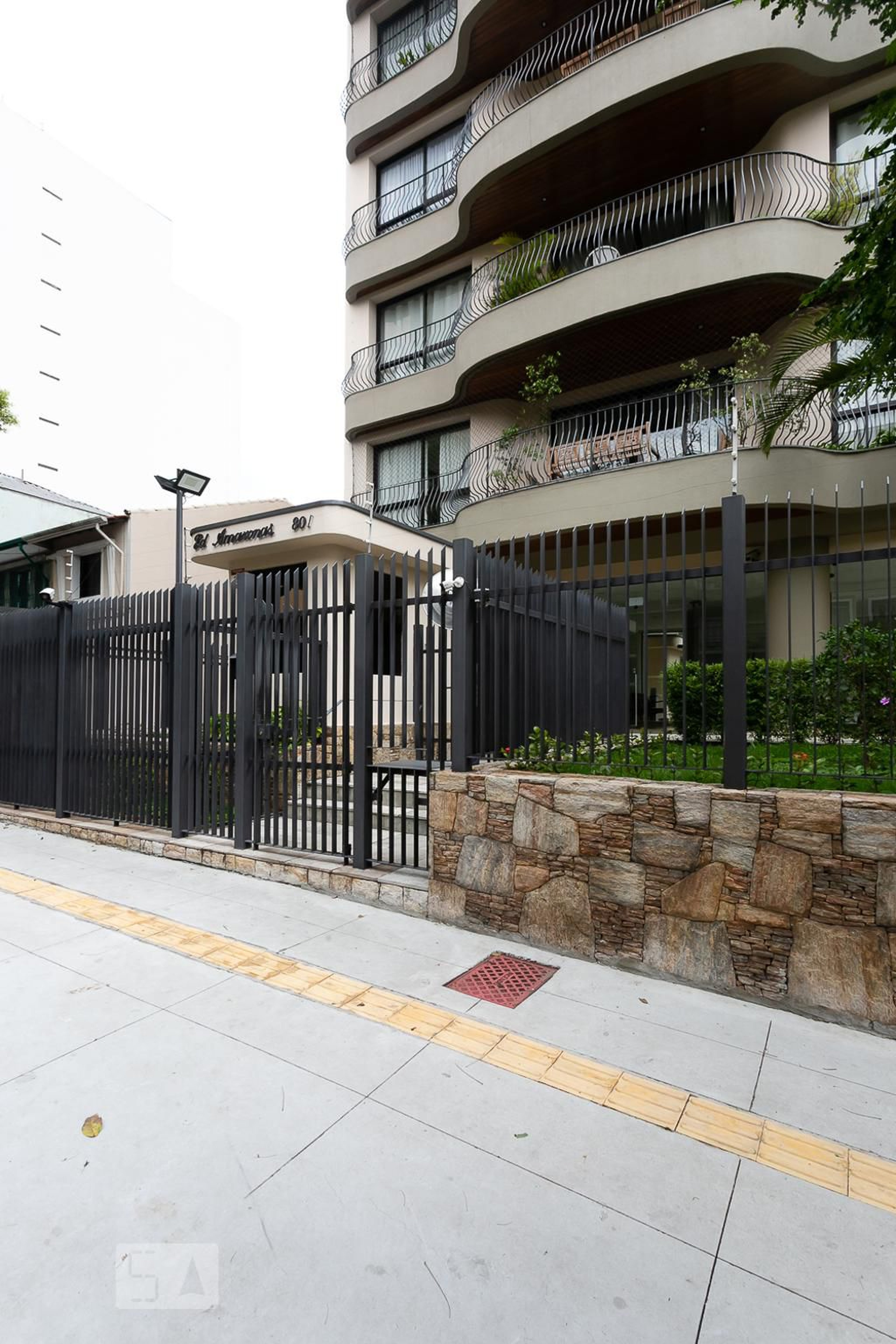 Fachada Condomínio Amazonas