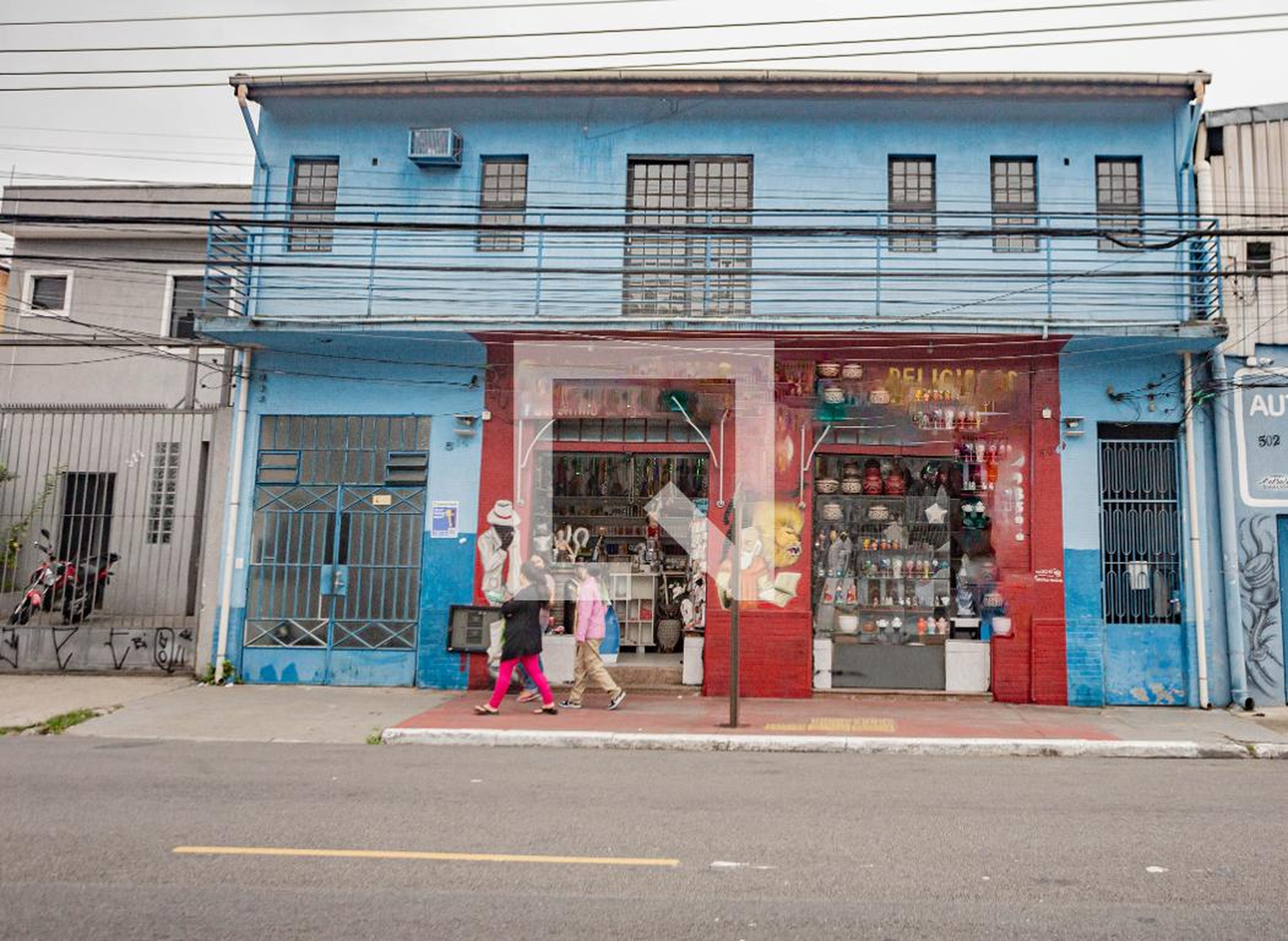 Fachada Condomínio em Rua Alencar Araripe, 504