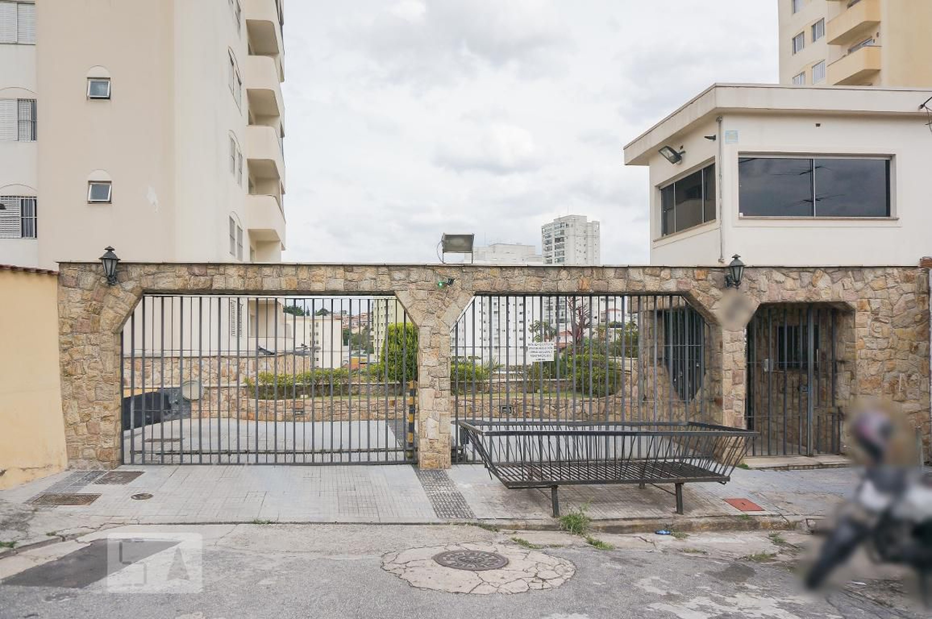 Fachada do Condomínio Edifício Rio Negro