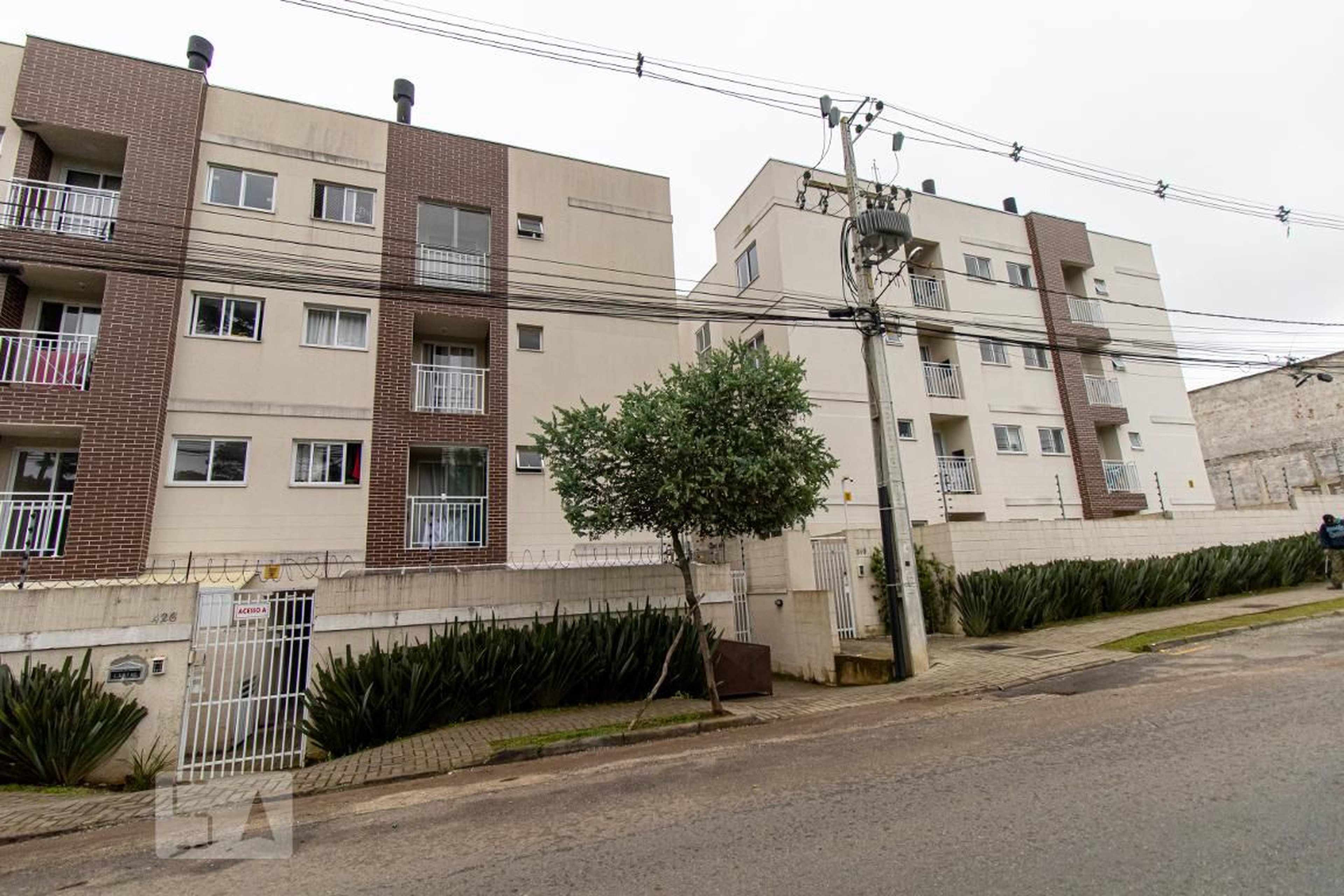 Fachada do Condomínio Condomínio em Rua Severino Fasolin, 426