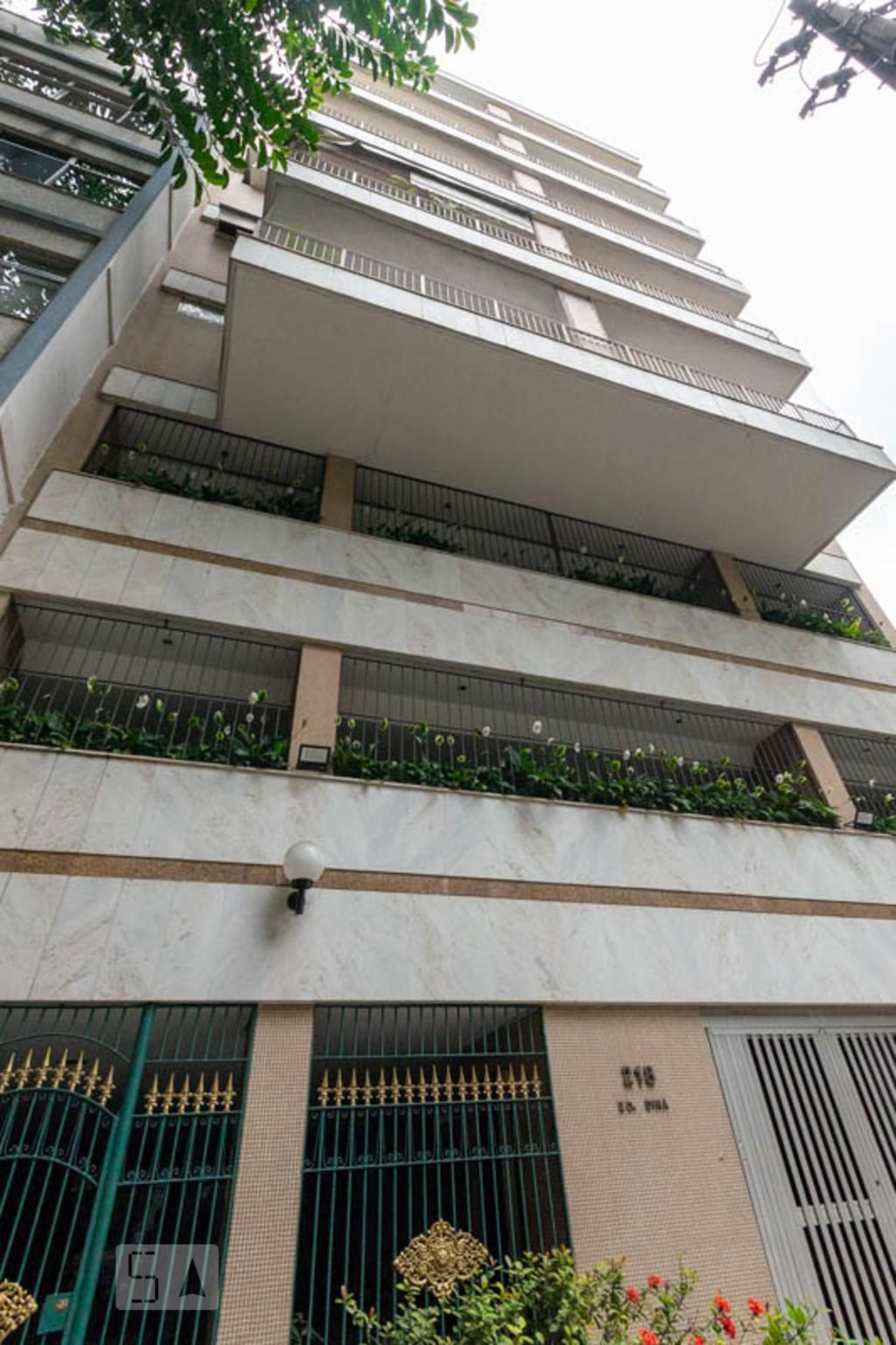 Fachada Condomínio em Rua Maria Amália, 218