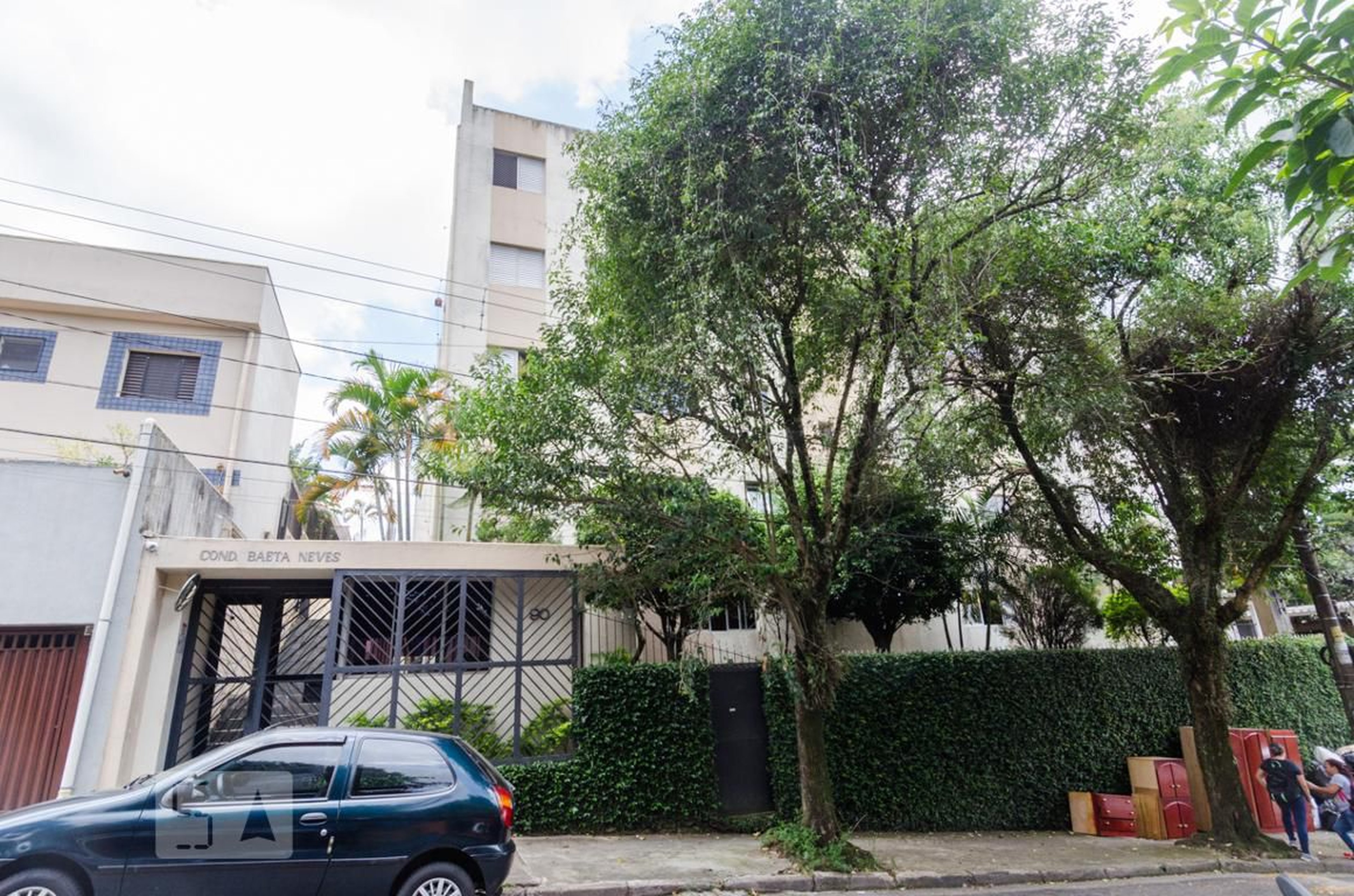 Fachada do Condomínio Condomínio Baeta Neves