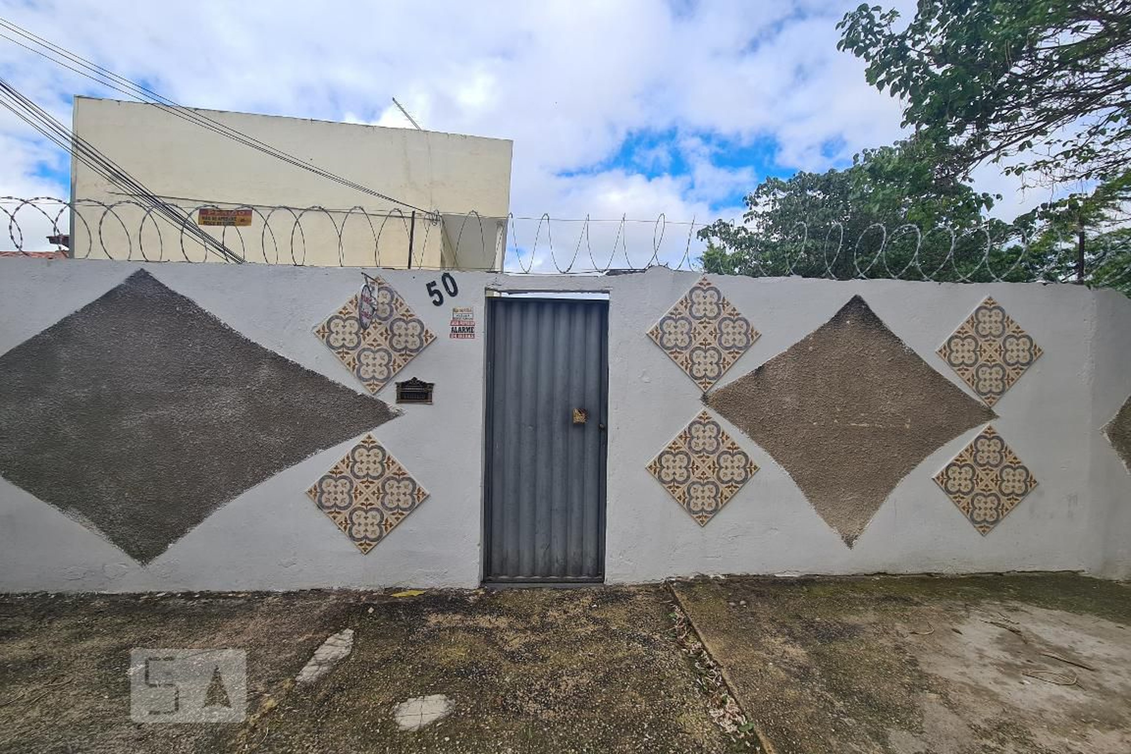 Fachada Condomínio em Rua Grécia, 50