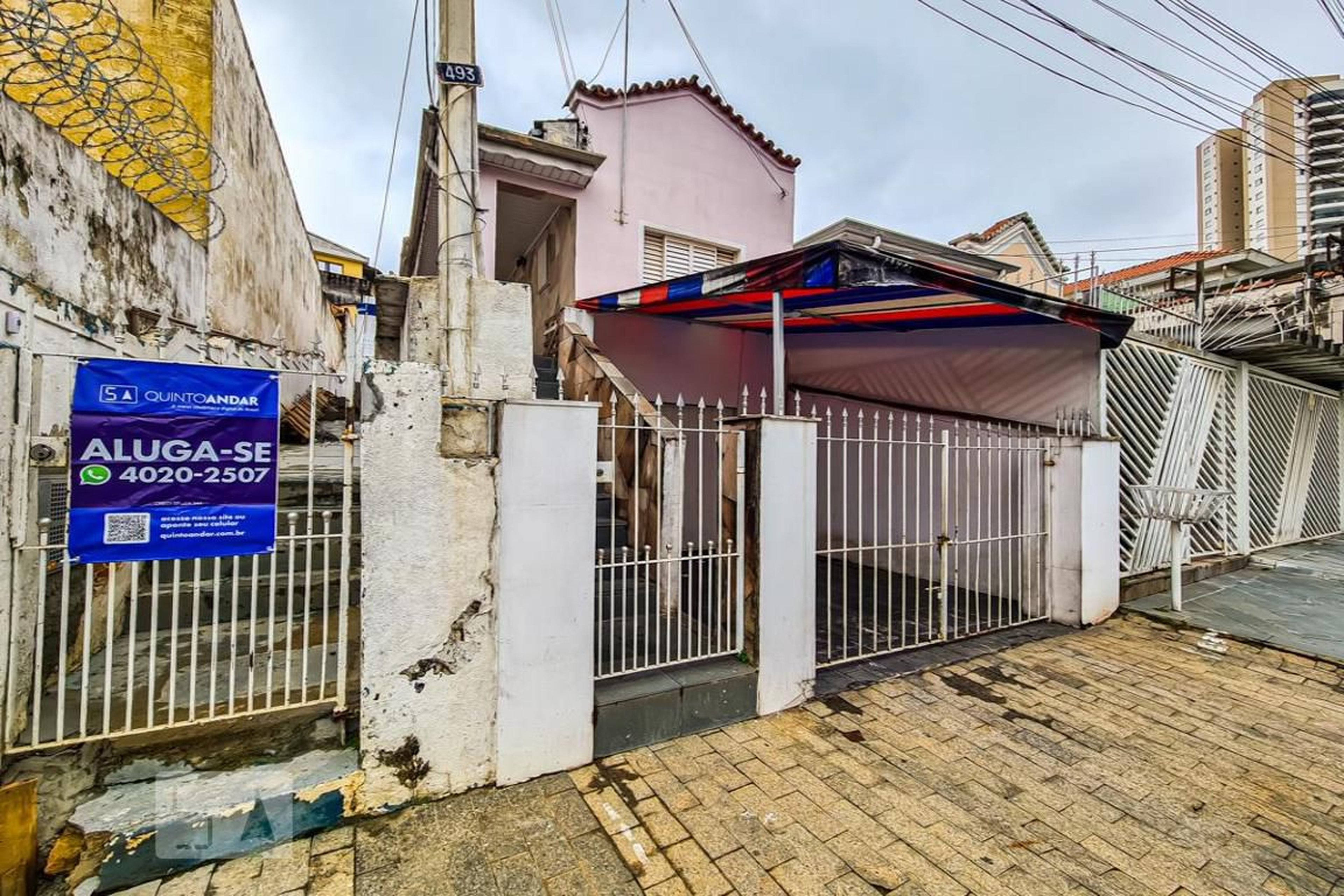 Fachada Condomínio em Rua Sobral Júnior, 493