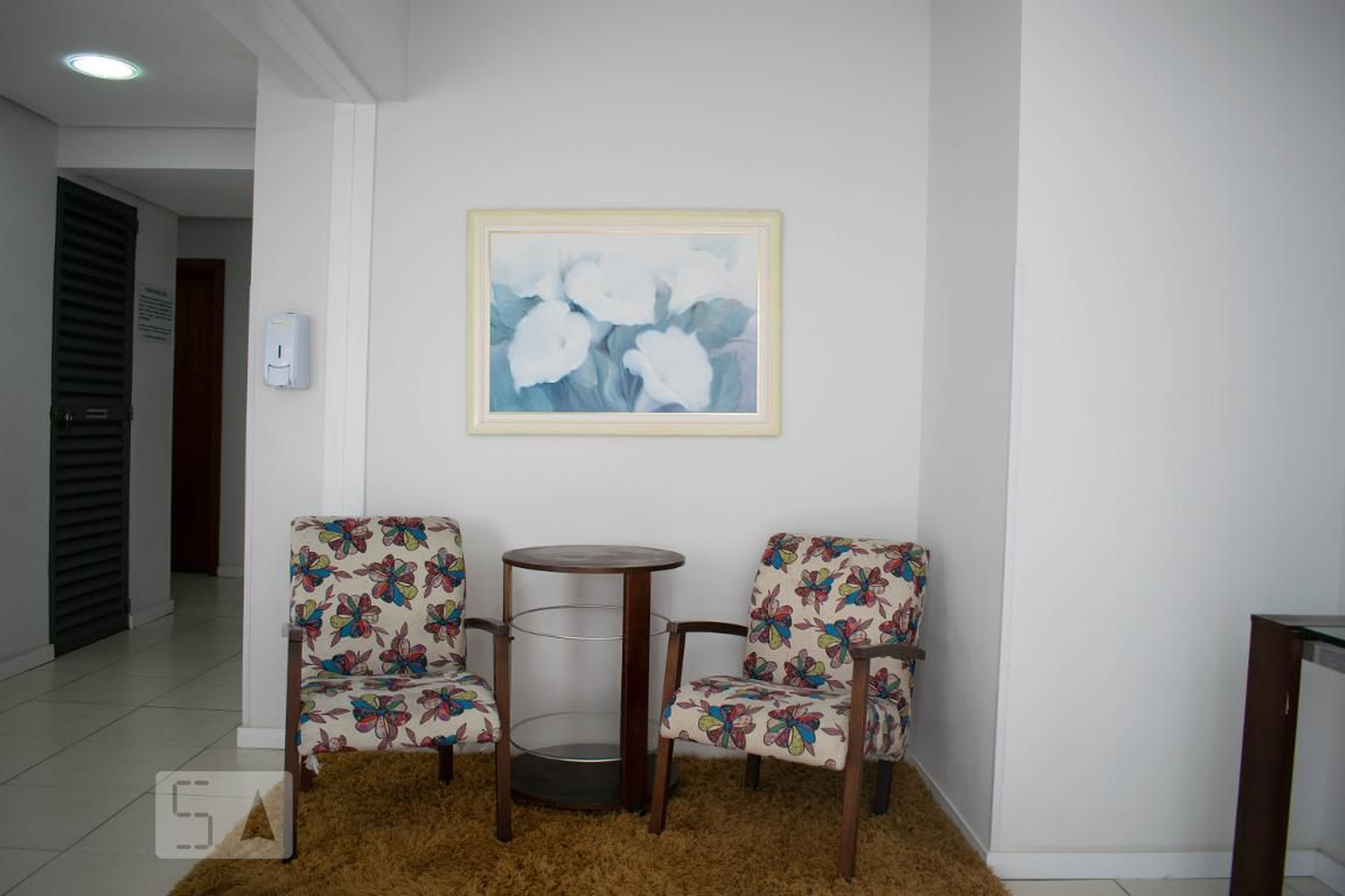 Hall de Entrada Condomínio em Rua Mariano de Matos, 540