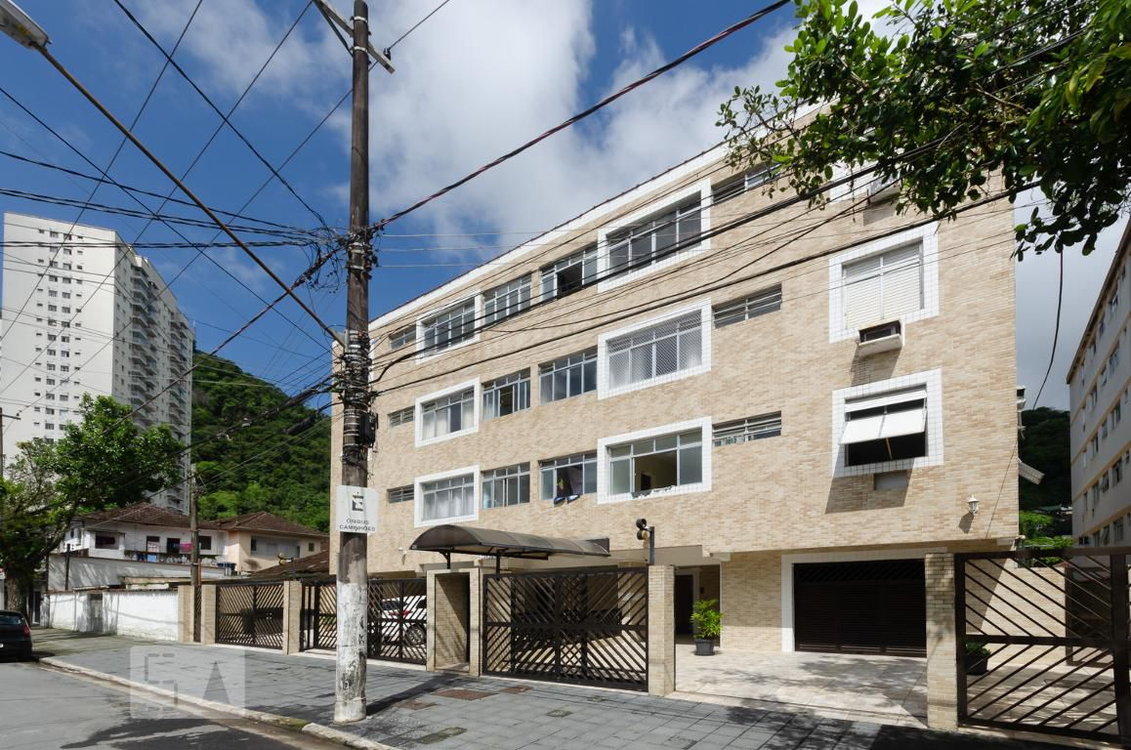 Fachada Edifício Canoilas