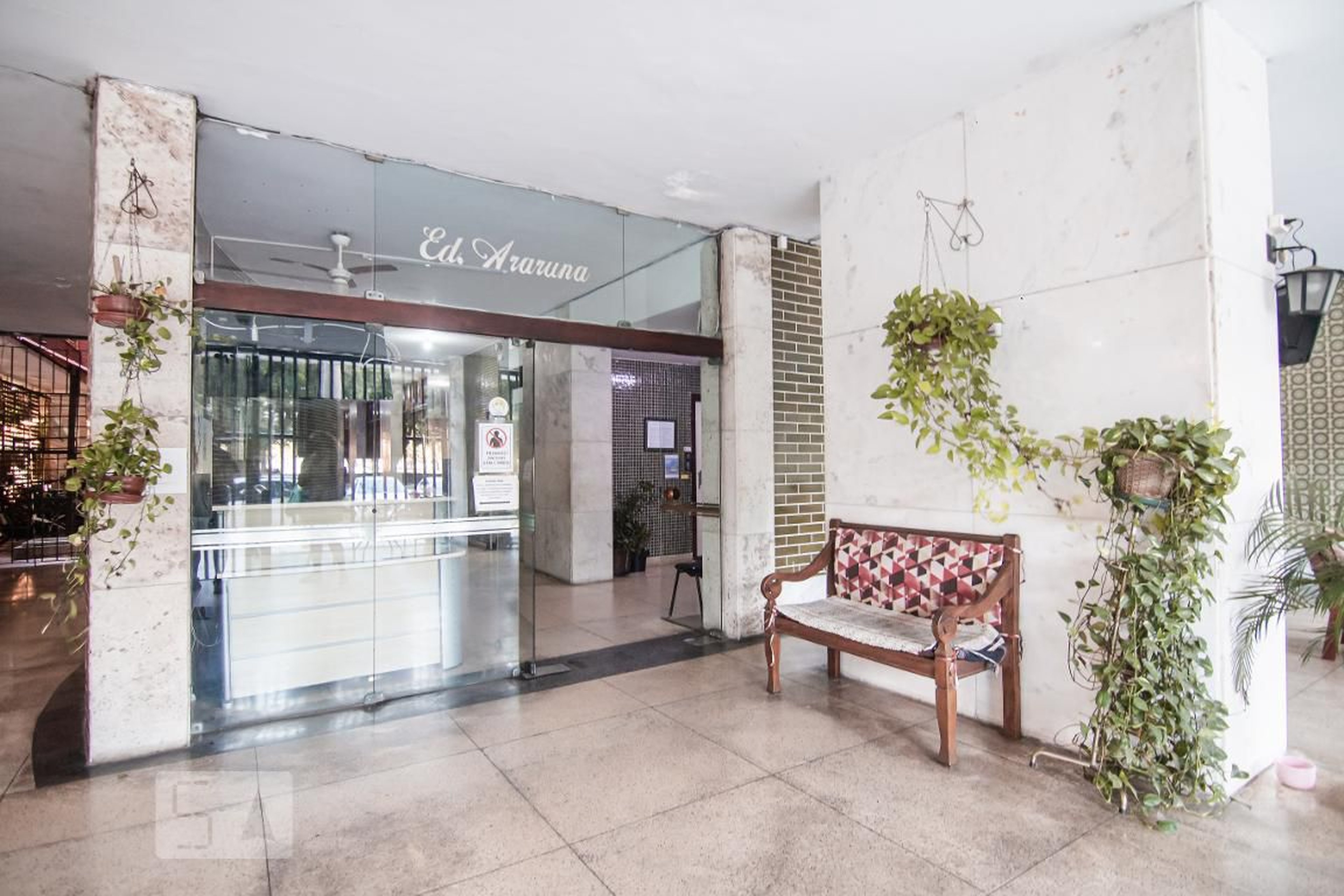 Entrada - Edifício Araruna