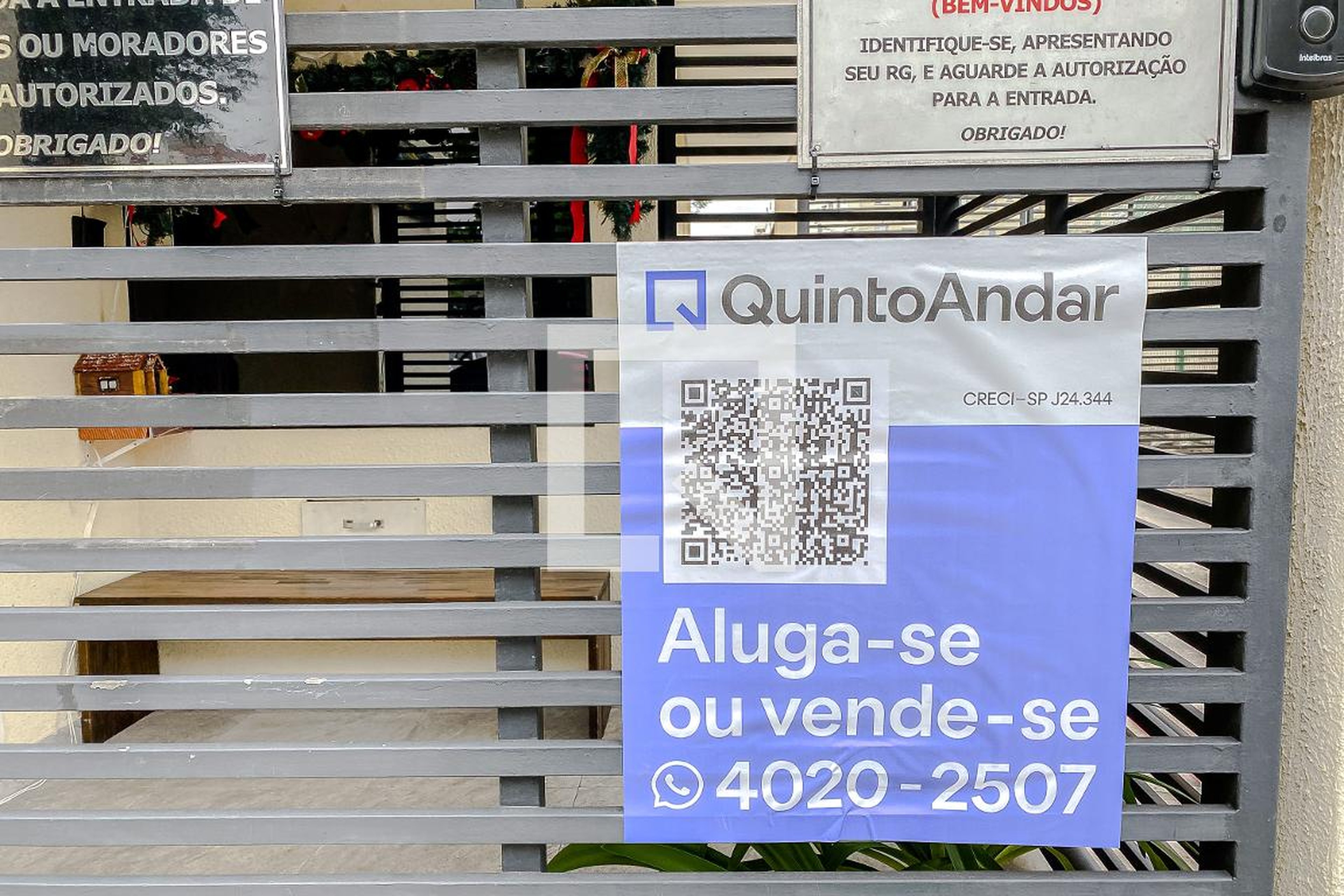 Fachada Condomínio em Rua Gomes Cardim, 601