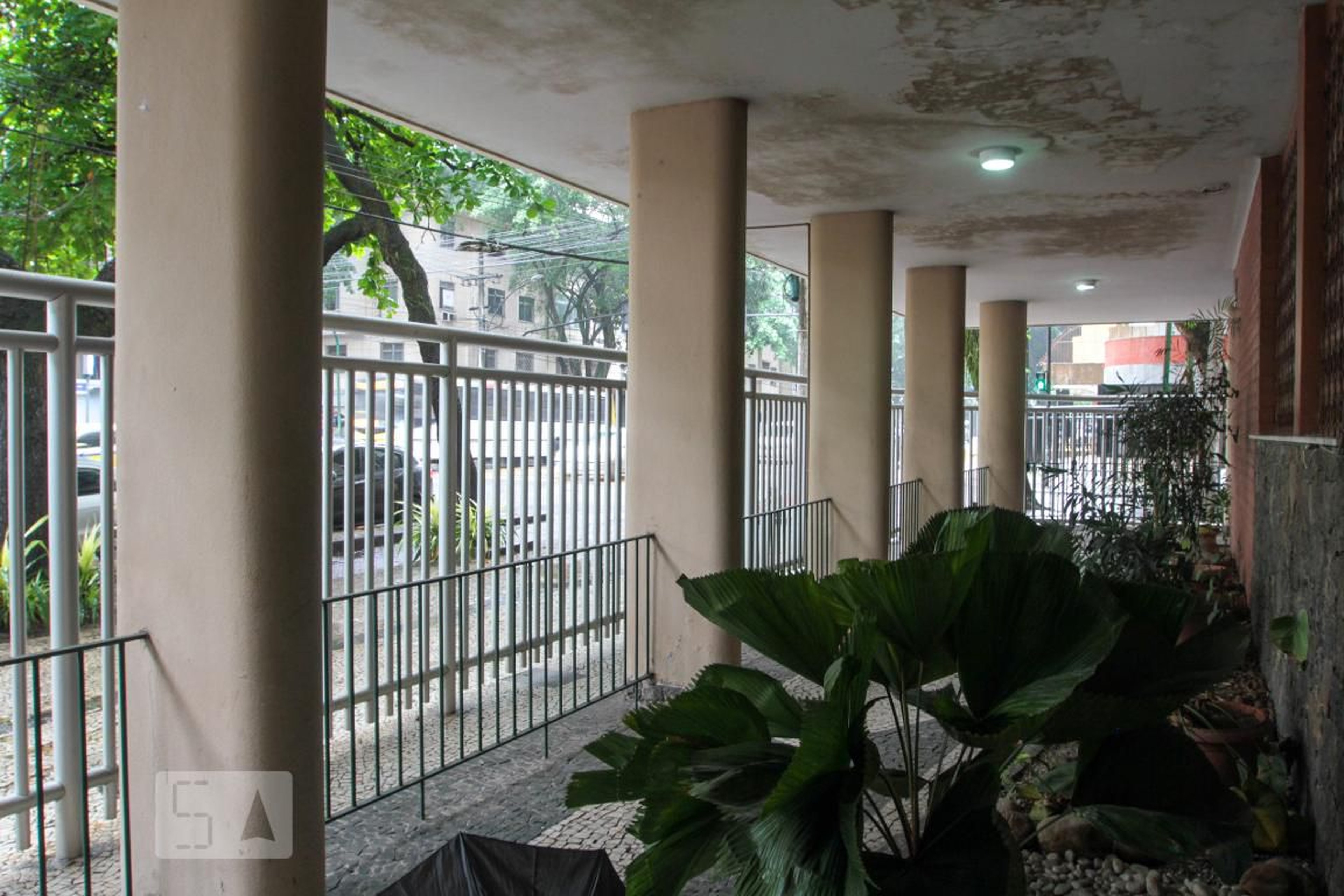 Entrada do Prédio - Edificio Margarida