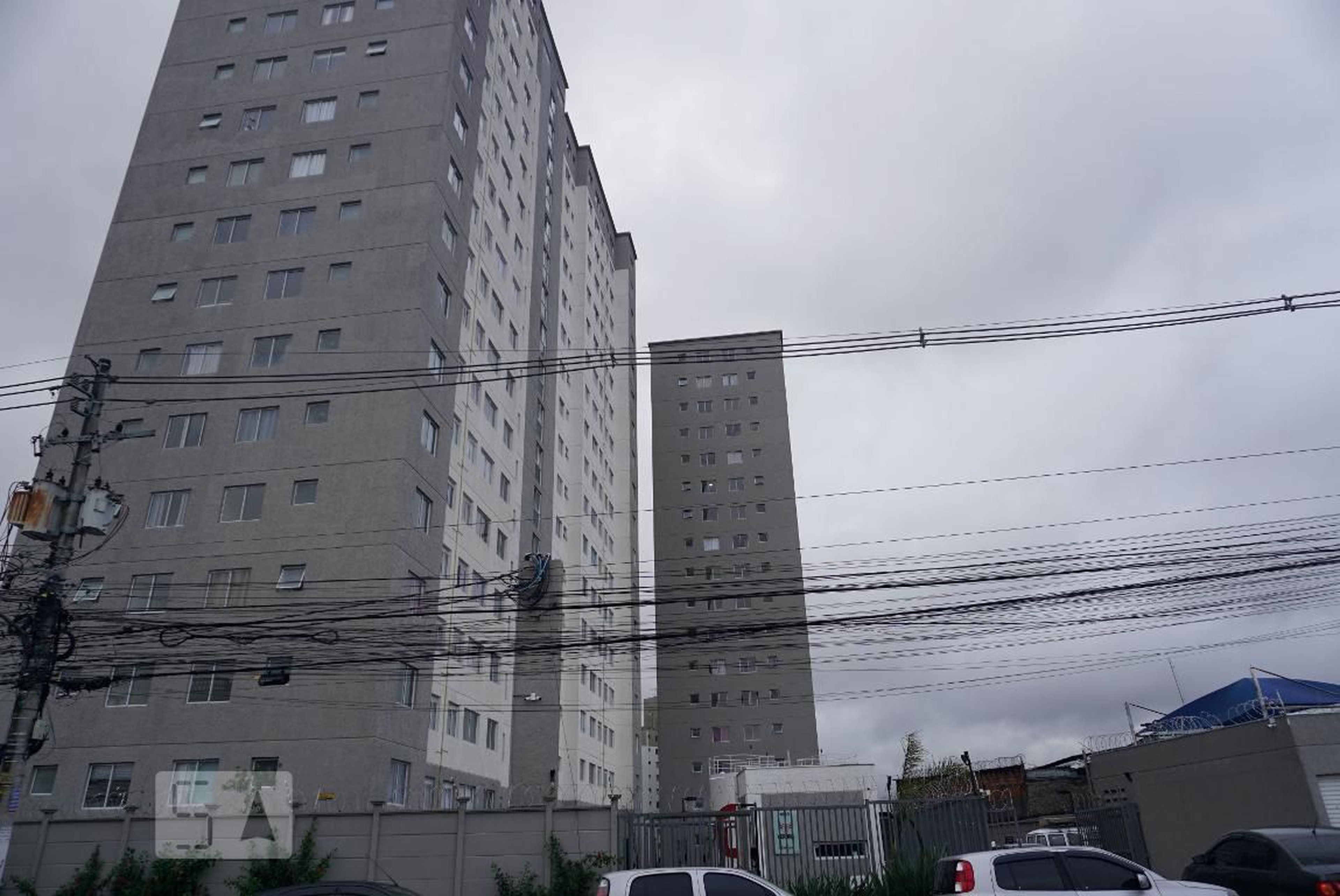 Fachada do Condomínio Edifício Verona