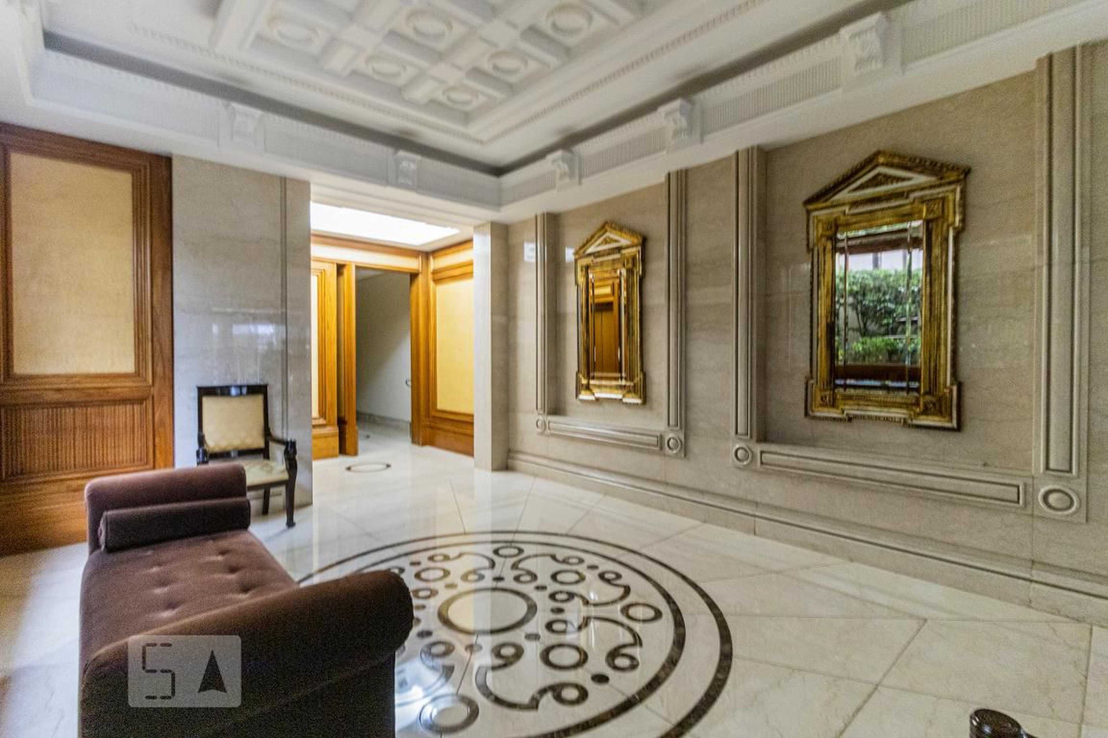 Hall Social - Sharon Tower