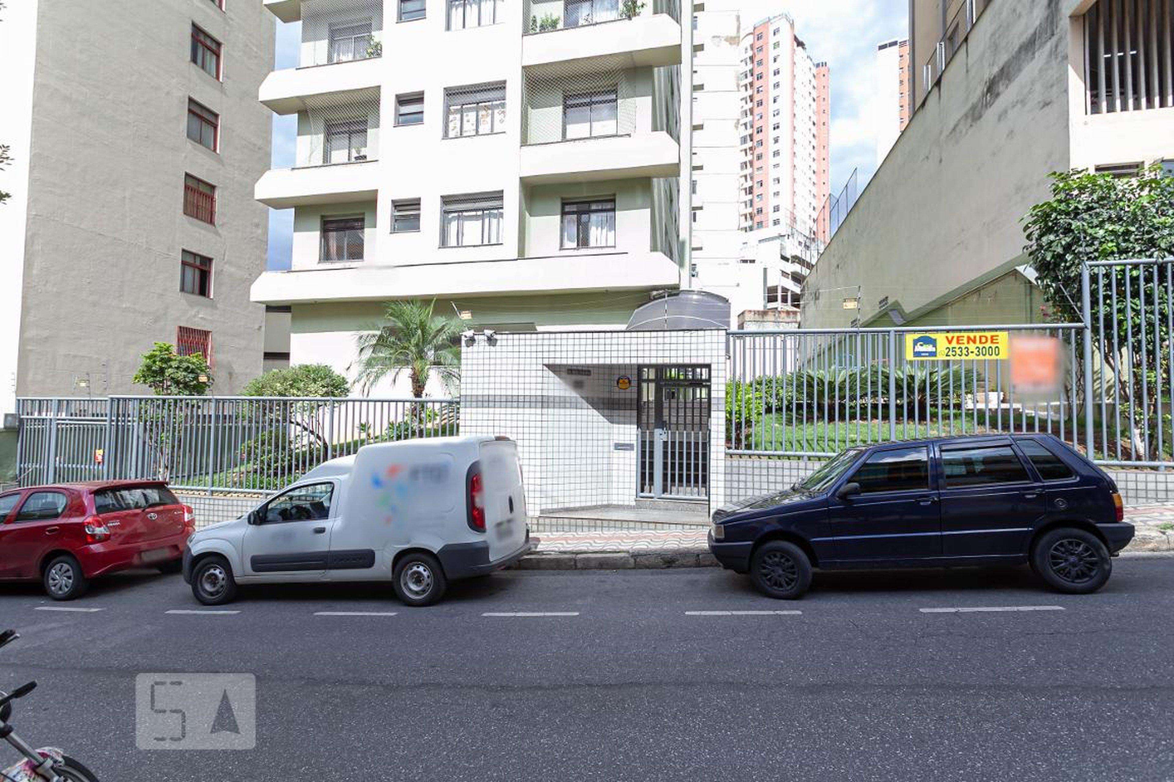 Fachada Condomínio em Rua João Gualberto Filho, 1438