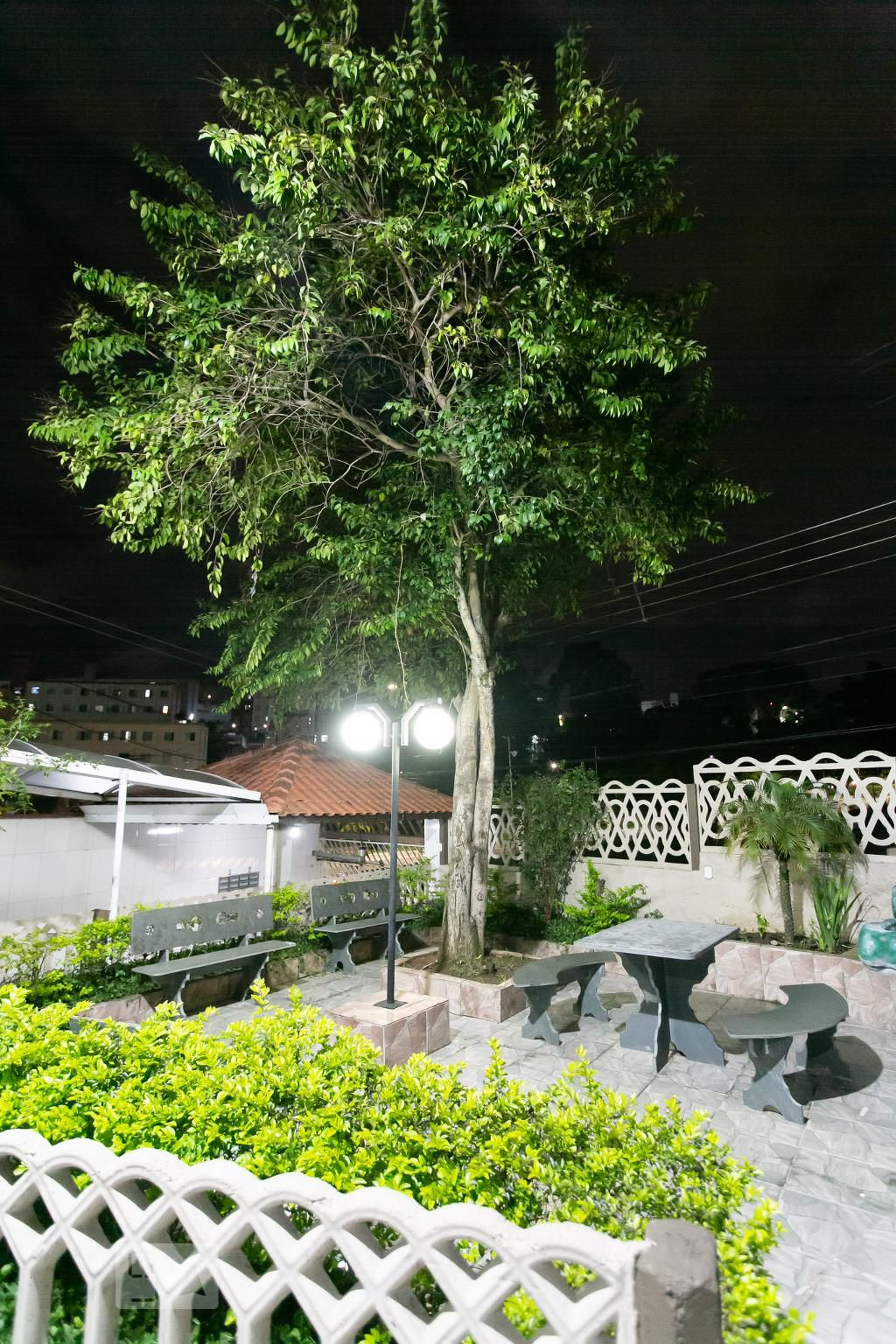 Área externa - Alfazema II