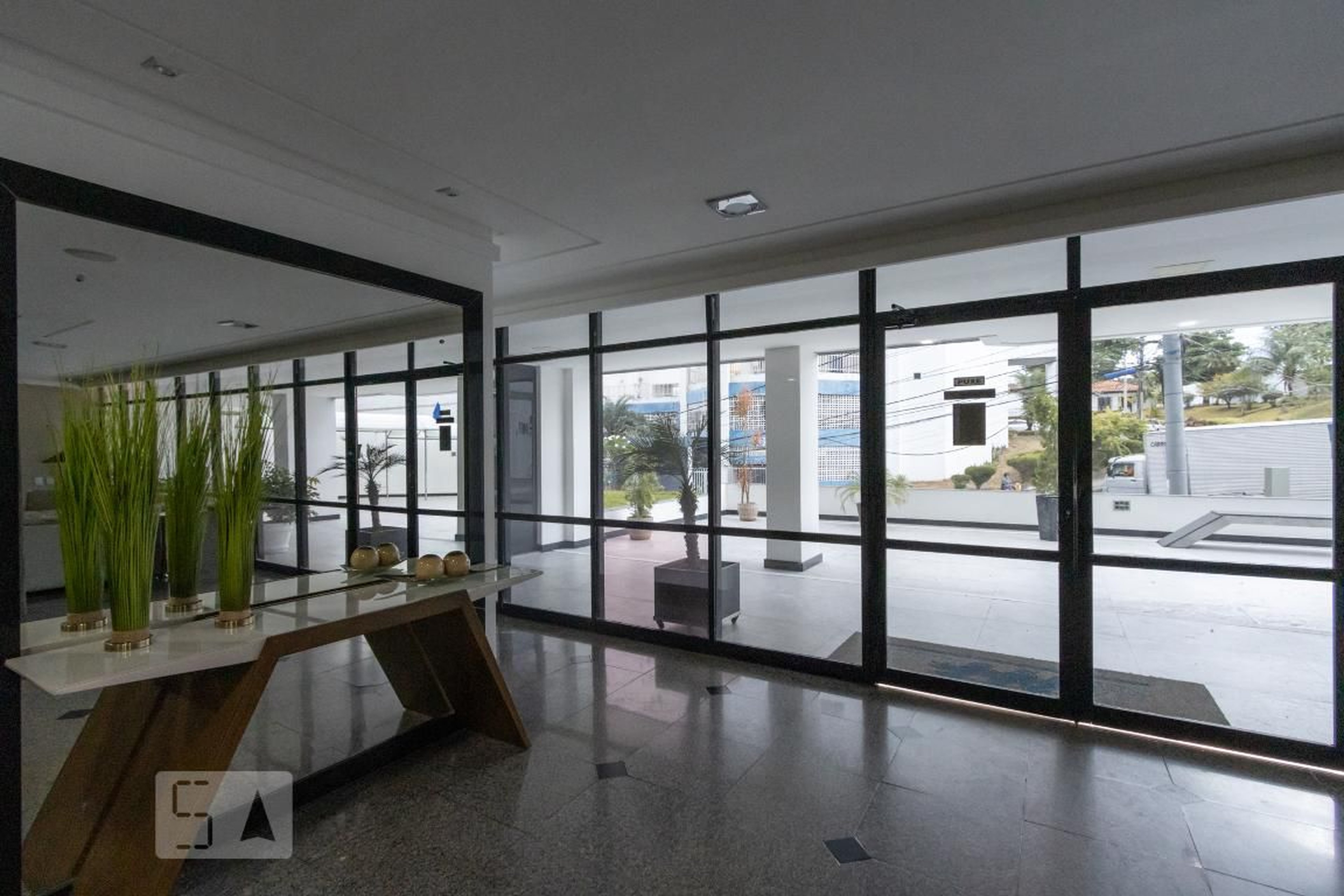 Hall de Entrada - New Heaven